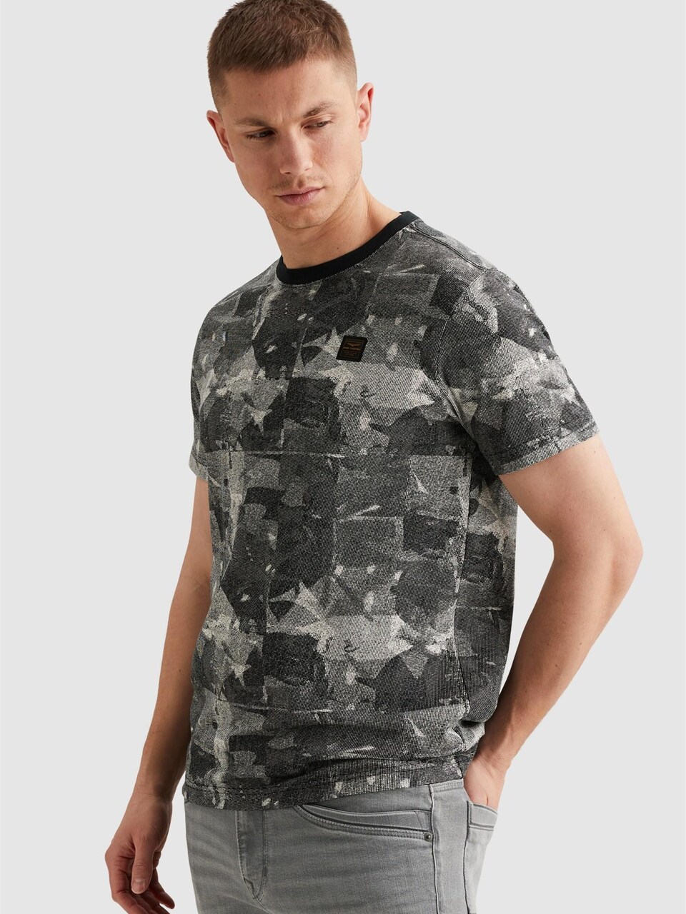 T-shirt 'T-shirt in jersey with allover print'