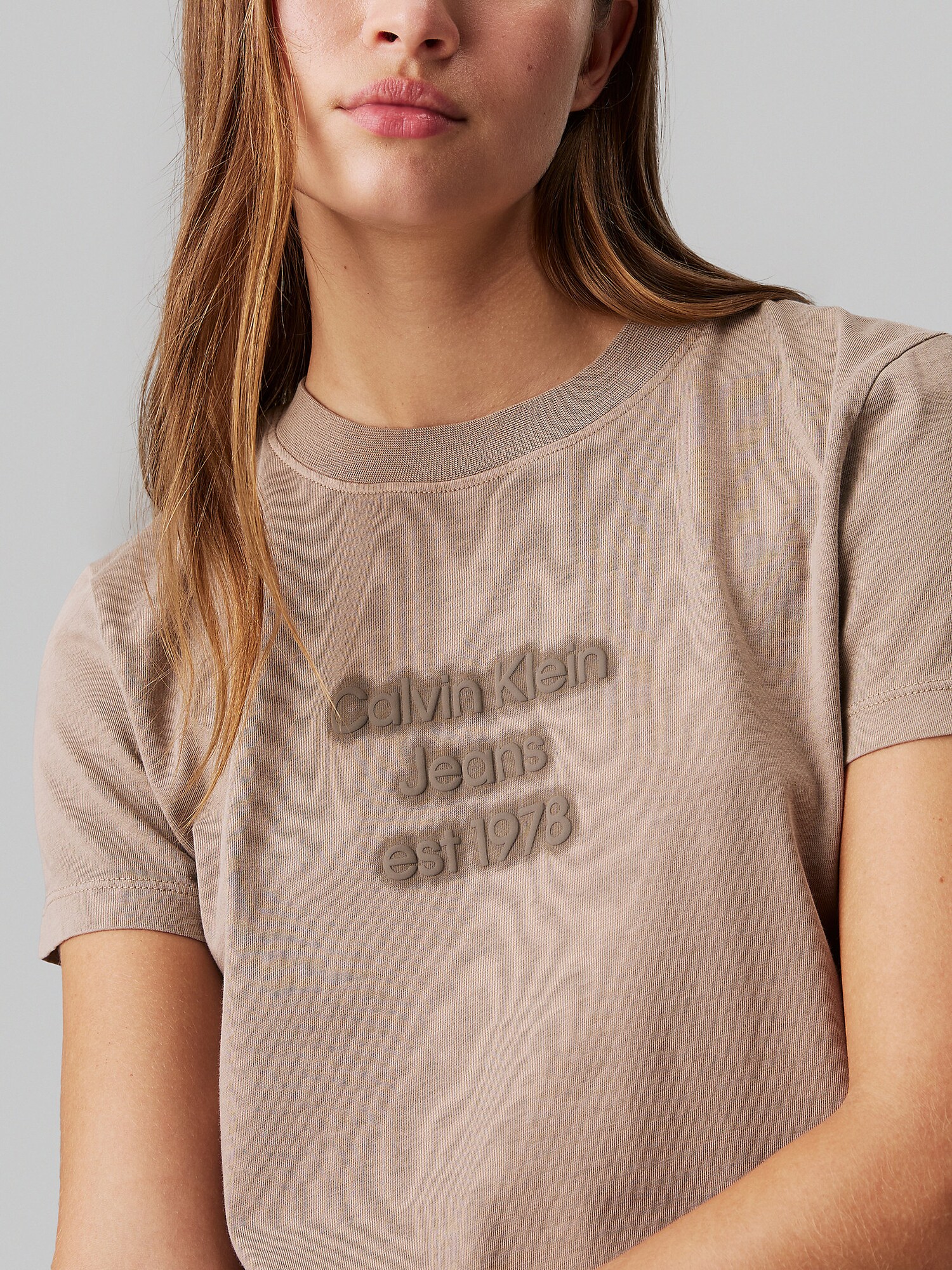 Thumbnail - T-Shirt