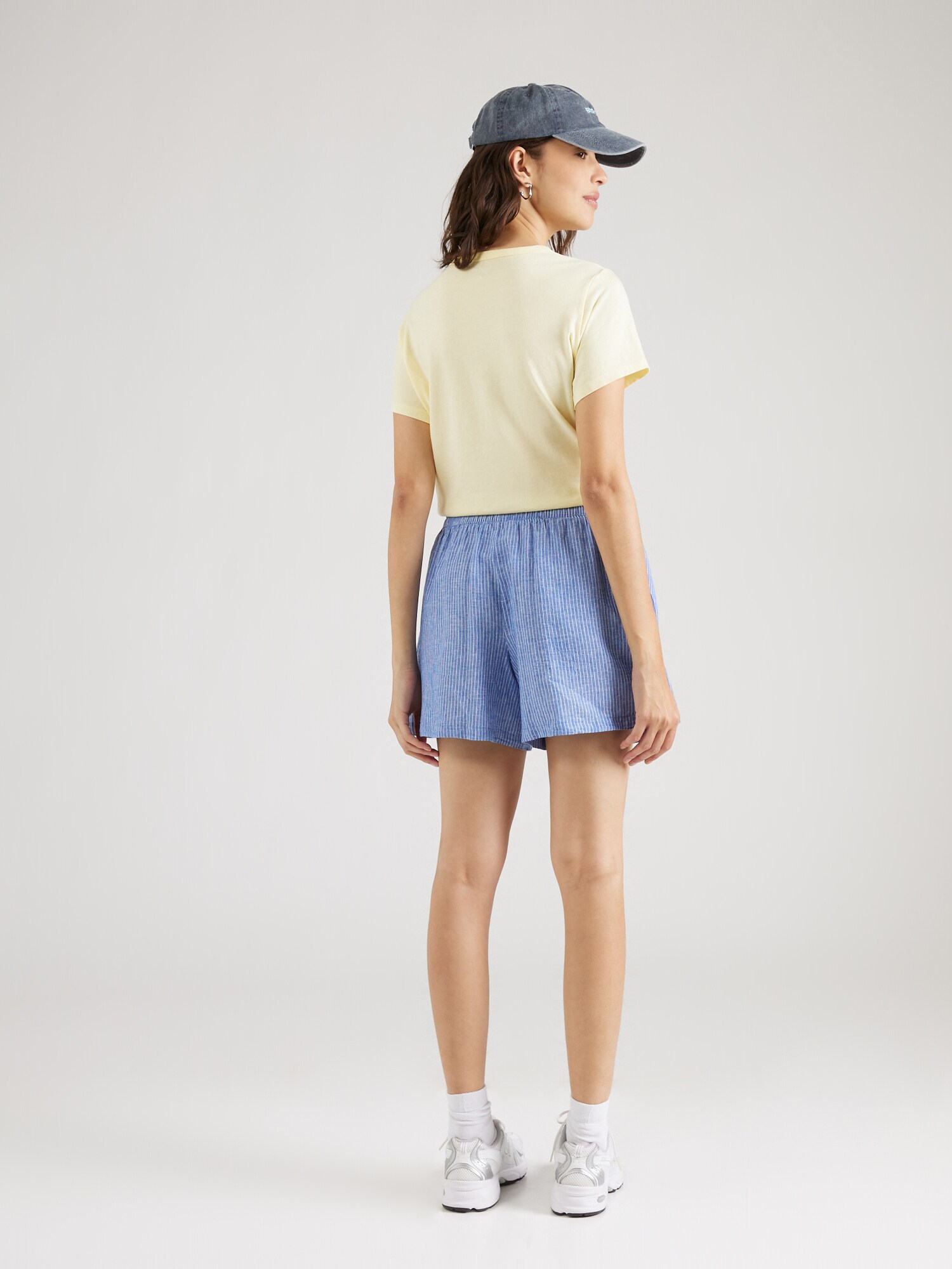 Thumbnail - Shorts 'JDYMILA'