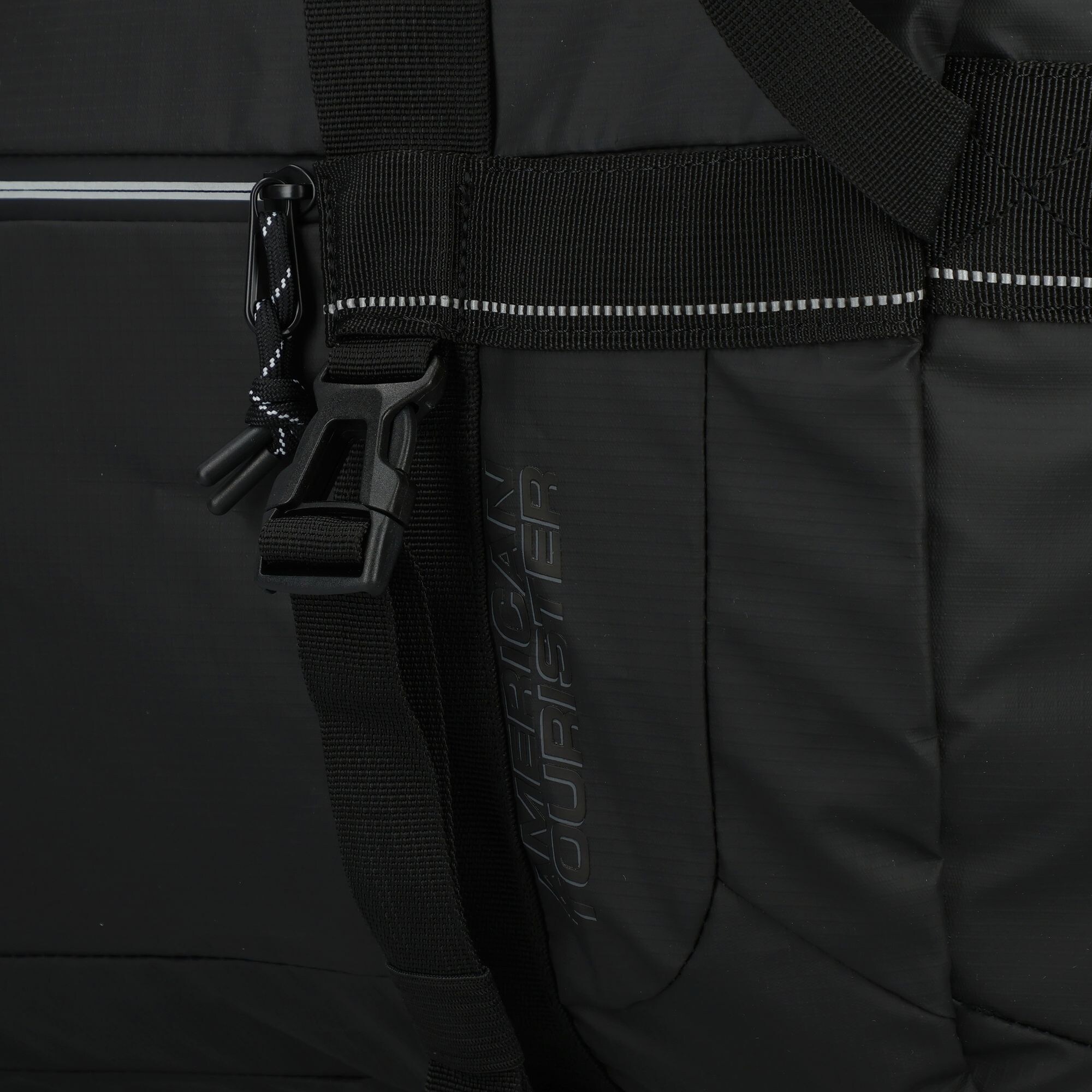 Thumbnail - American Tourister Weekender