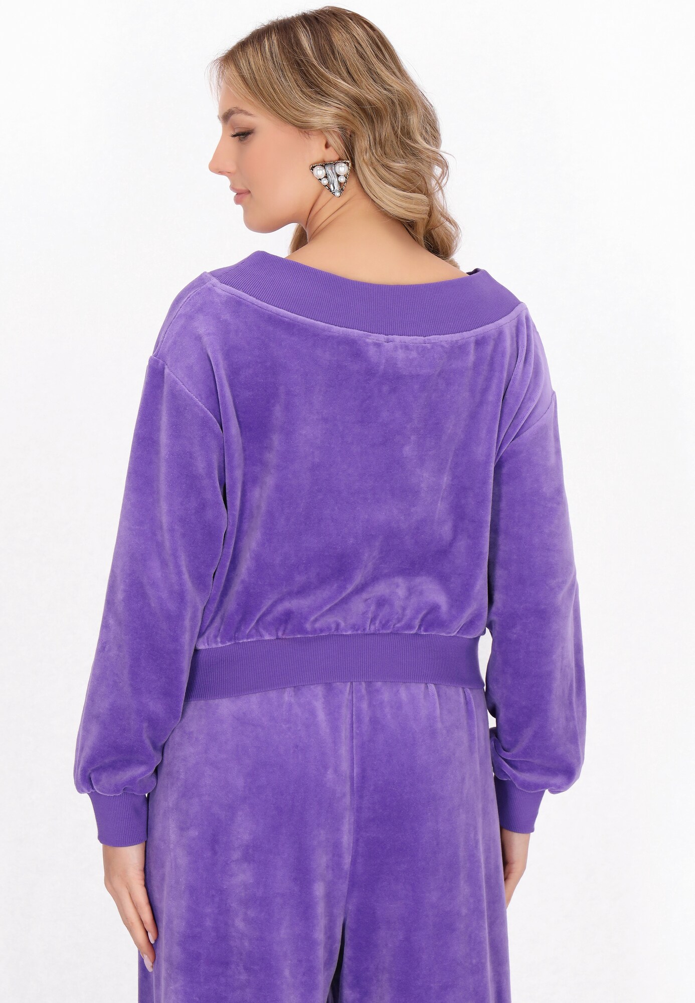 Thumbnail - faina Sweatshirt Fashion Look