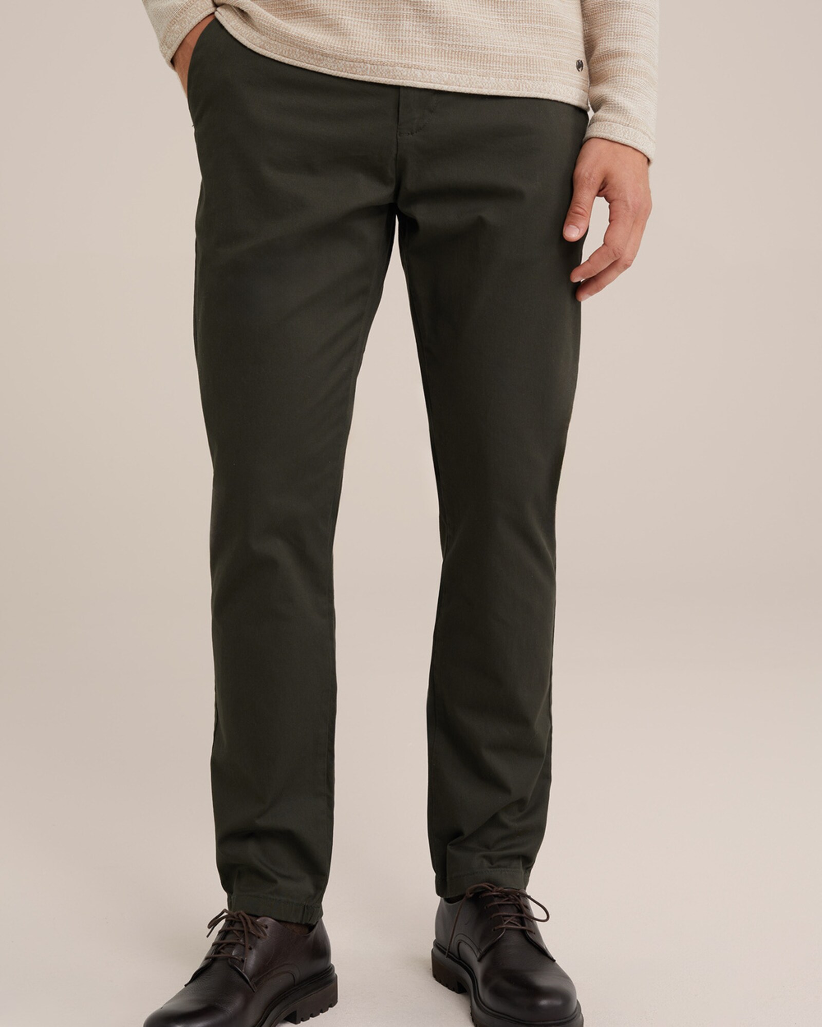 WE Fashion Chino nohavice tmavozelená (obrázok 3)