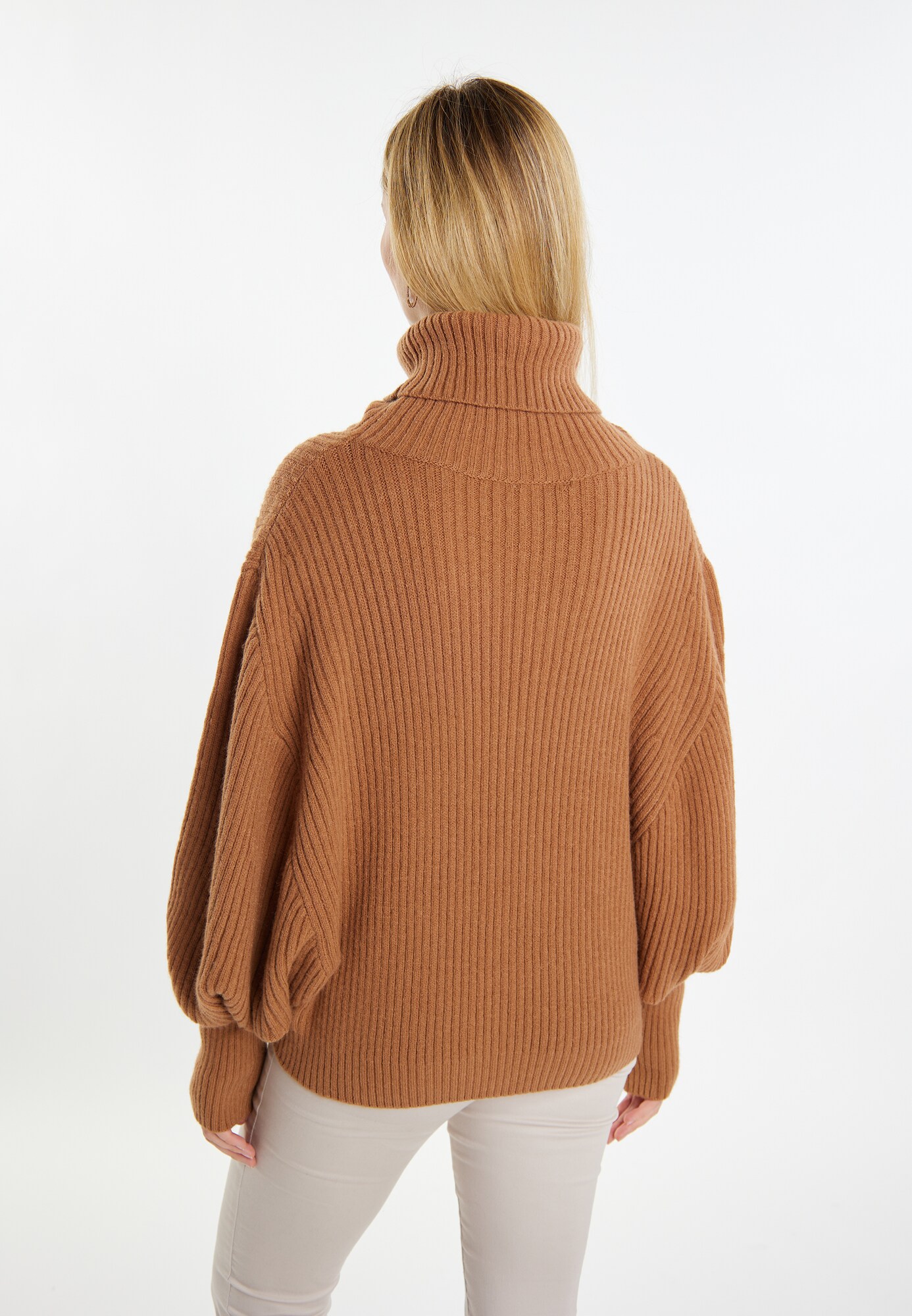 Thumbnail - usha WHITE LABEL Pullover Iridia