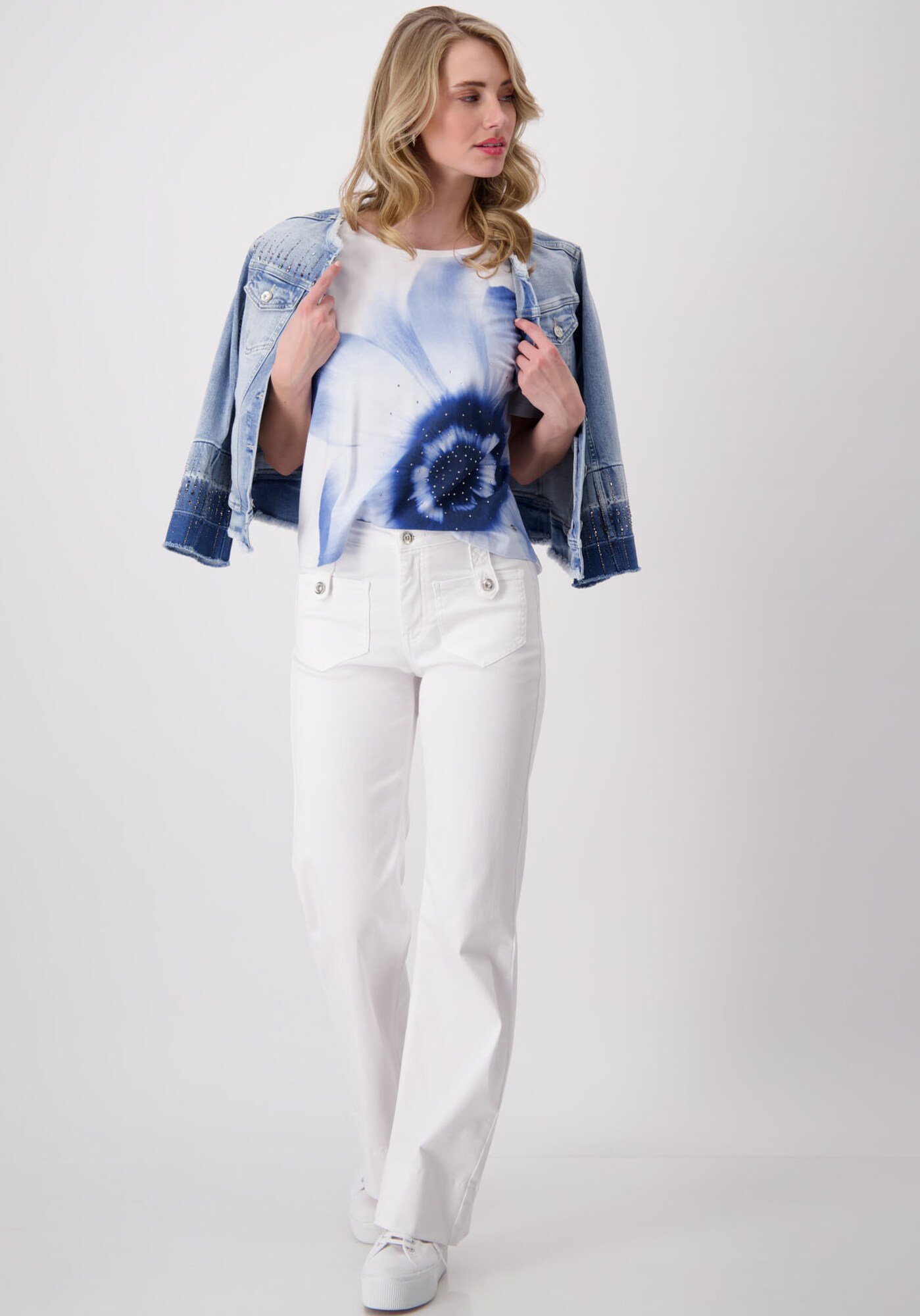 Thumbnail - T-Shirt