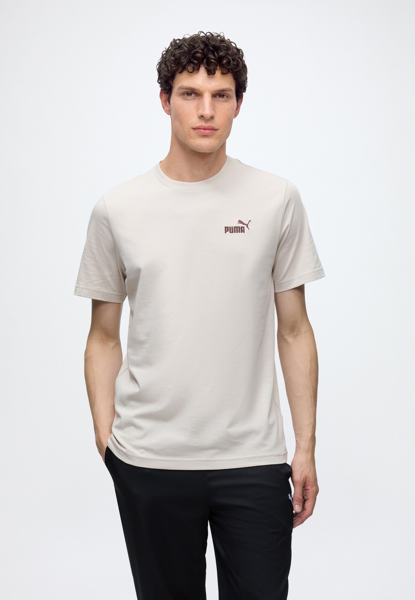 PUMA Camiseta funcional 'Essentials No. 1'  marrón oscuro / greige – imagen 4