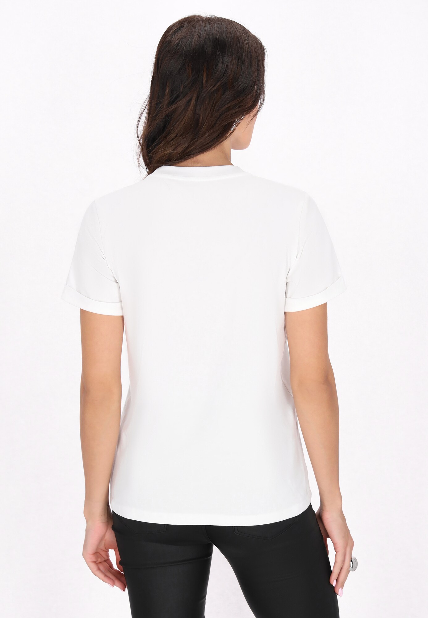 Thumbnail - faina T-Shirt Fashion Look