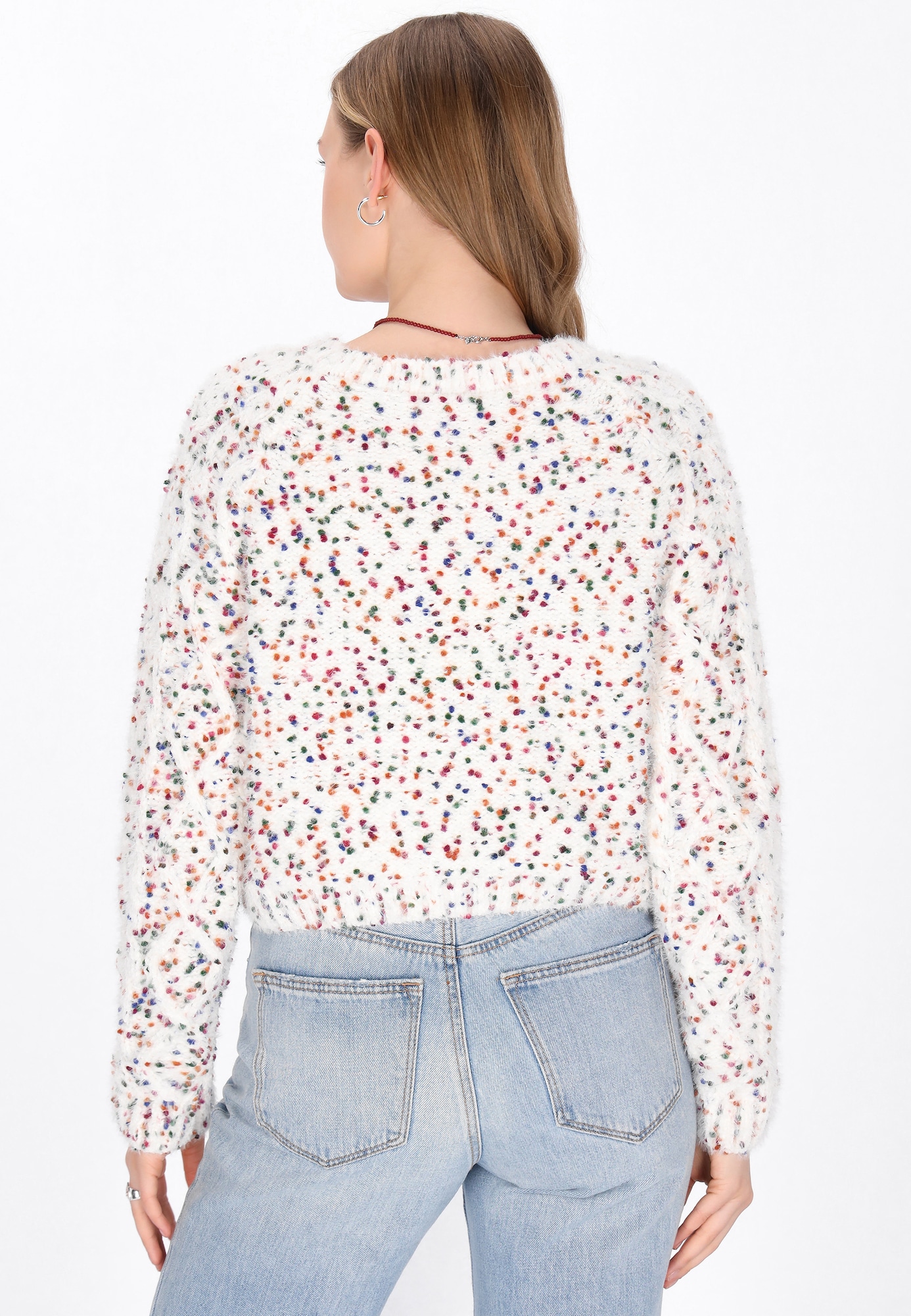 Thumbnail - MYMO Pullover