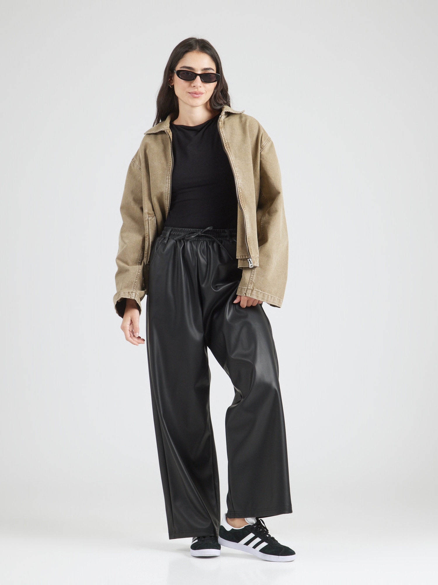 TOPSHOP Top fekete termék 2. képe