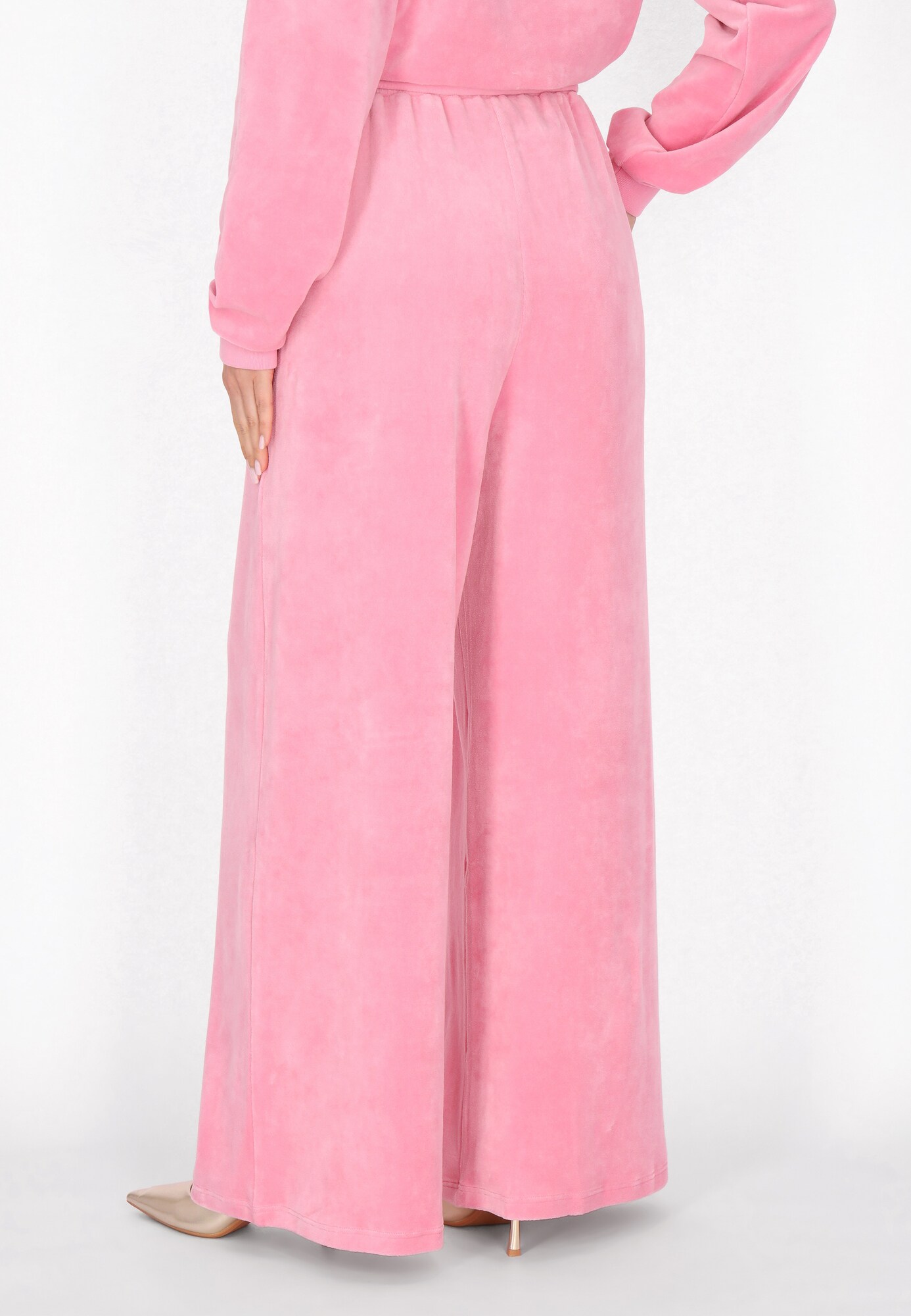 Thumbnail - faina Hose Fashion Look