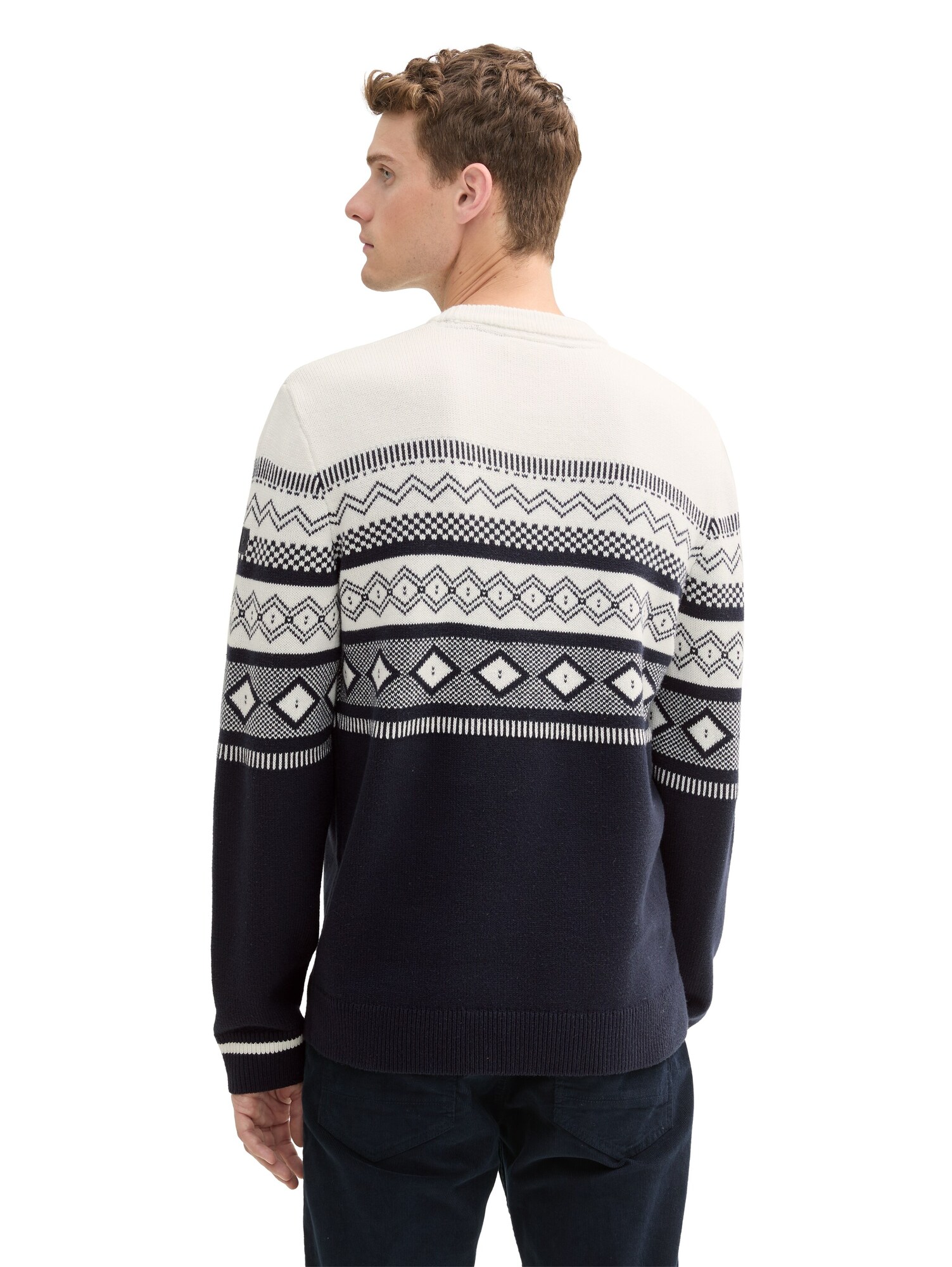 Thumbnail - Pullover