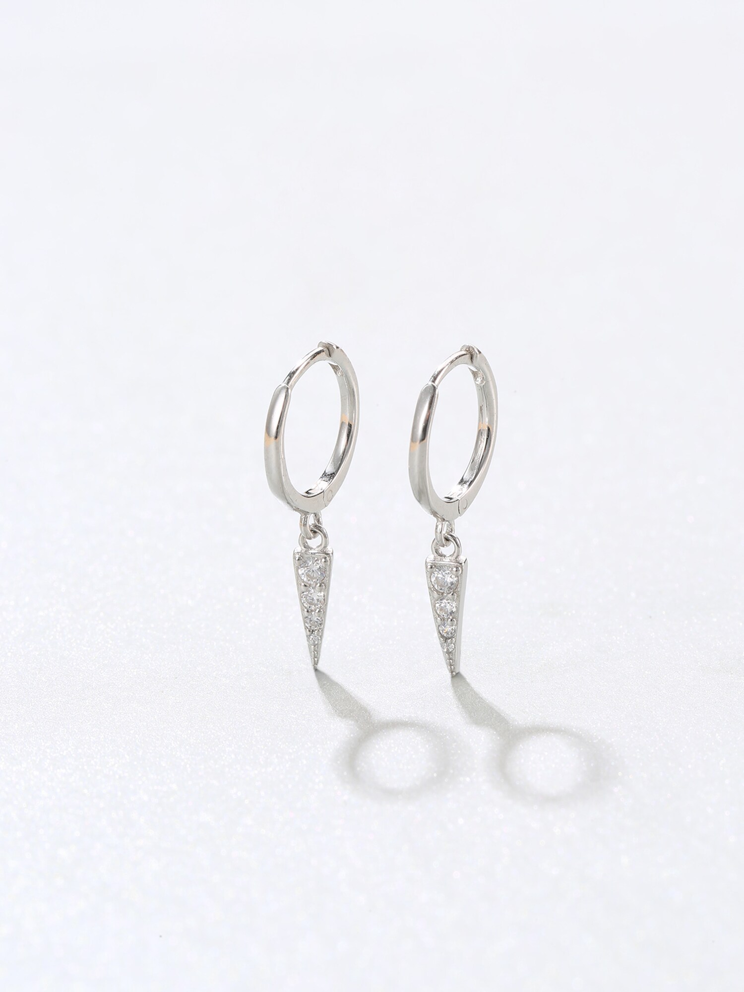 Thumbnail - Hey Happiness Ohrringe Spike Huggie