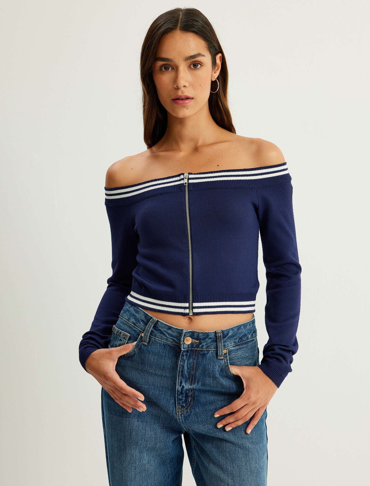 Thumbnail - Pullover