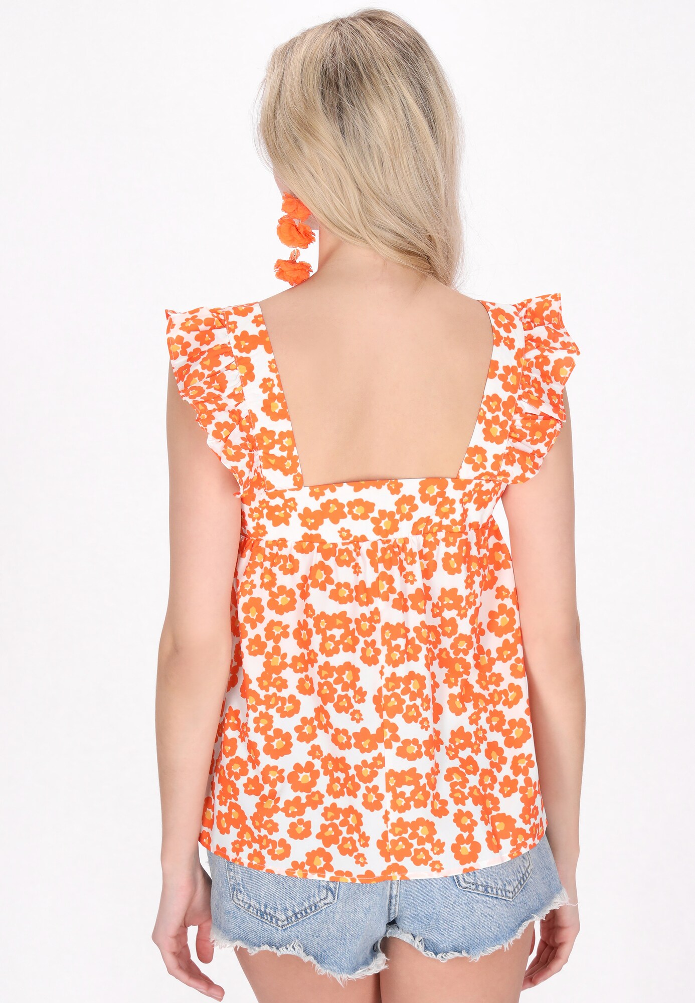 Thumbnail - IZIA Top Fashion Look