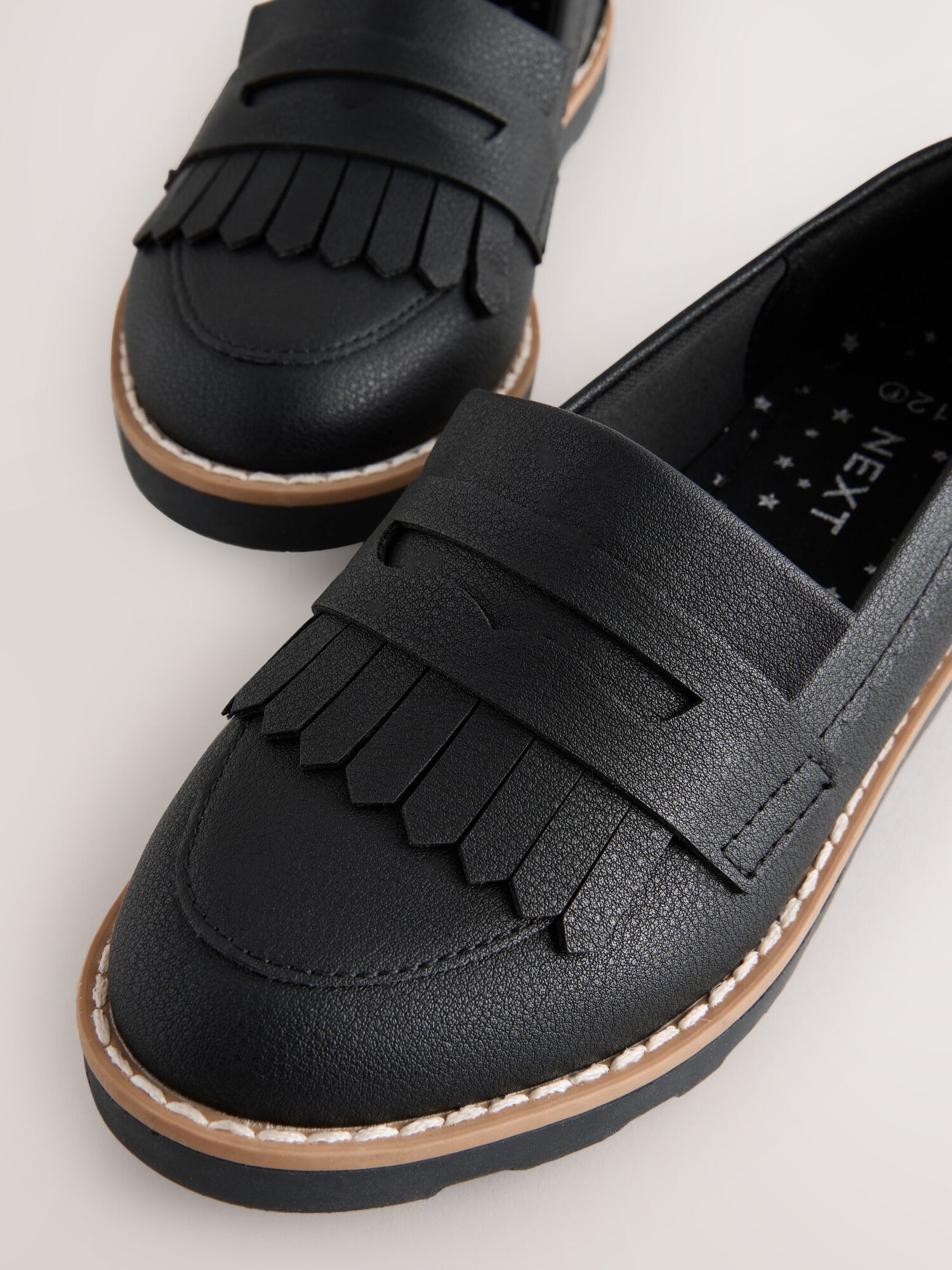 Thumbnail - Next Slipper