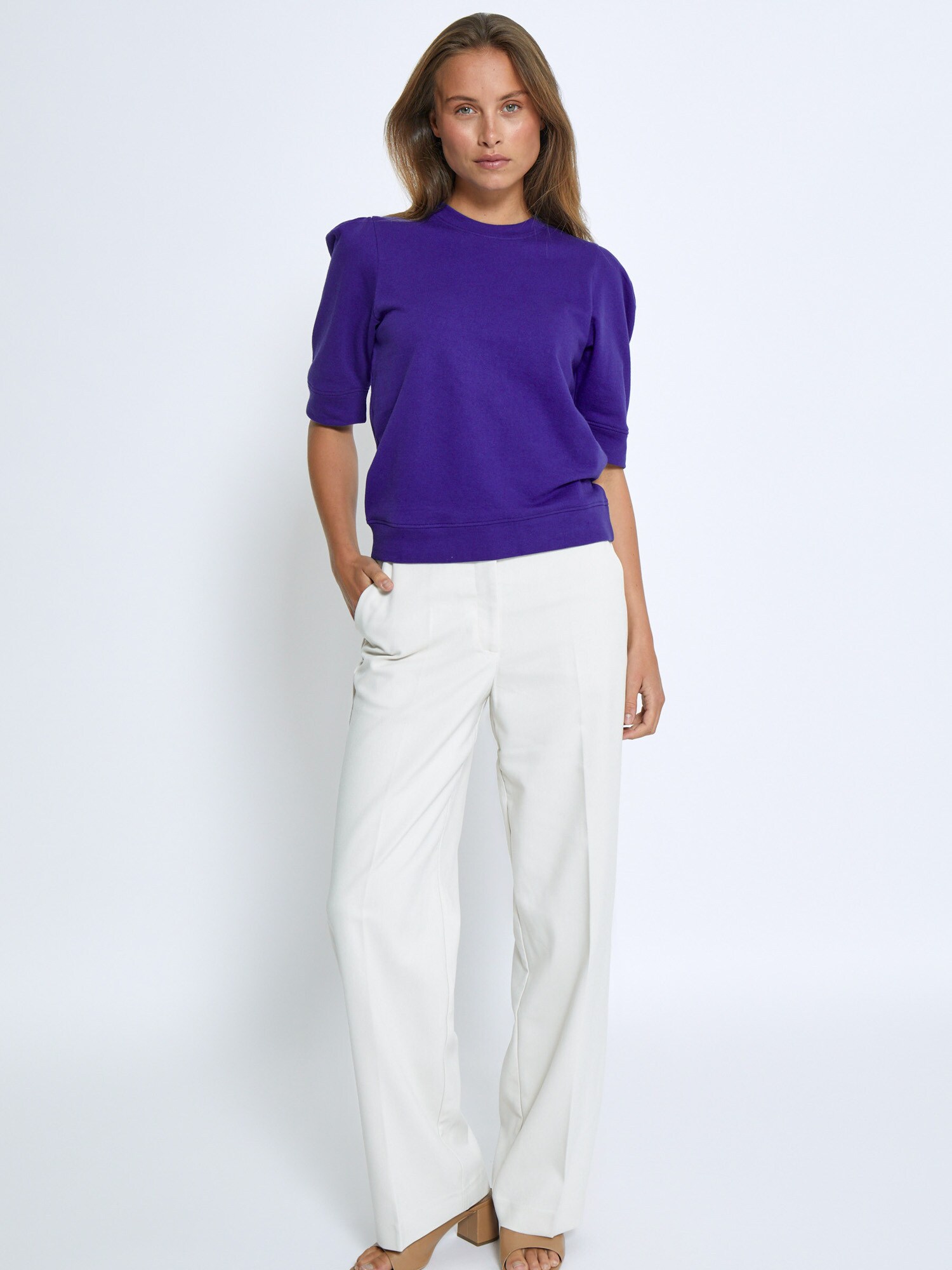 Thumbnail - DESIRES Sweatshirt Dasha