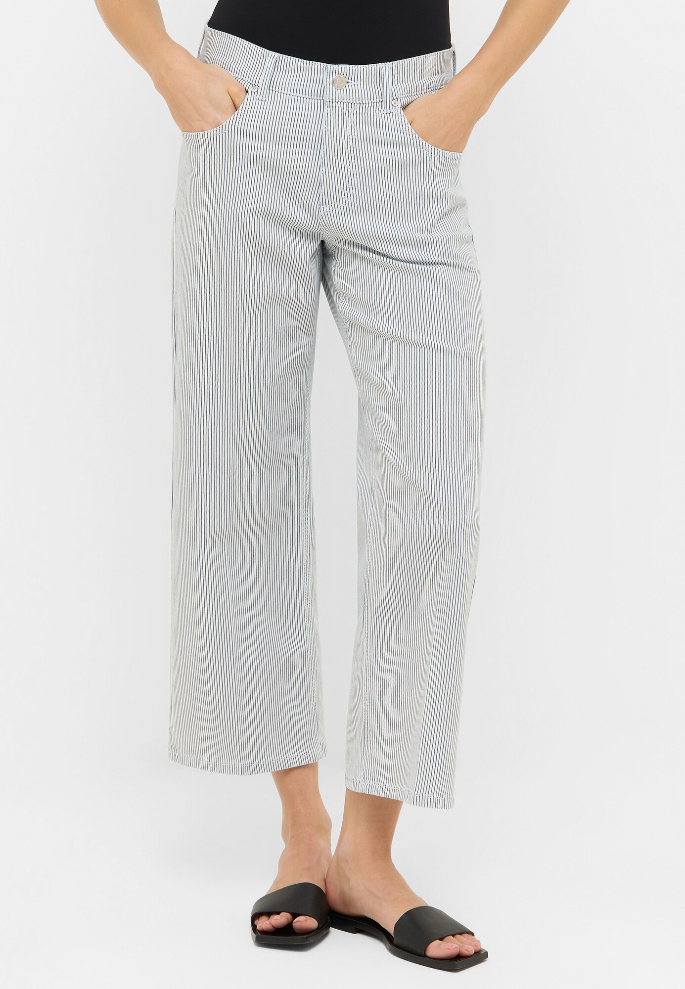 Thumbnail - Hose