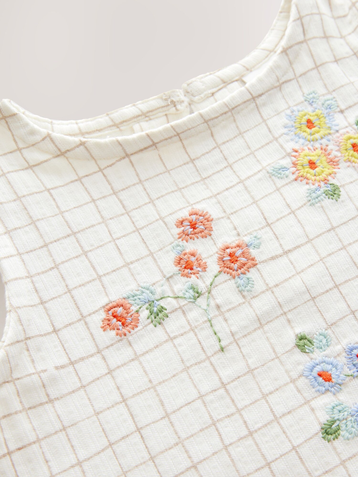 Thumbnail - Next Set