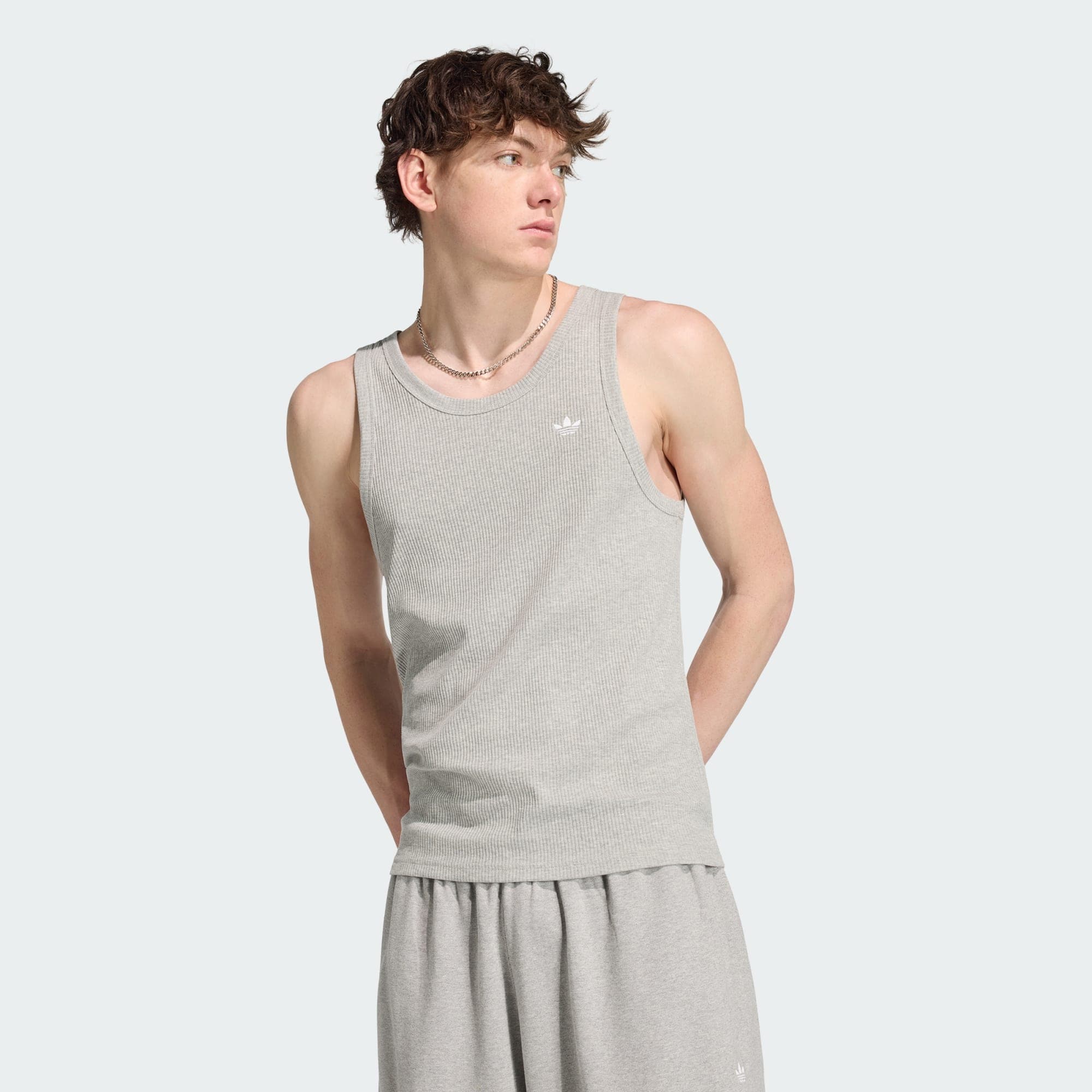 ADIDAS ORIGINALS Camiseta 'Trefoil Essentials' gris – imagen 2