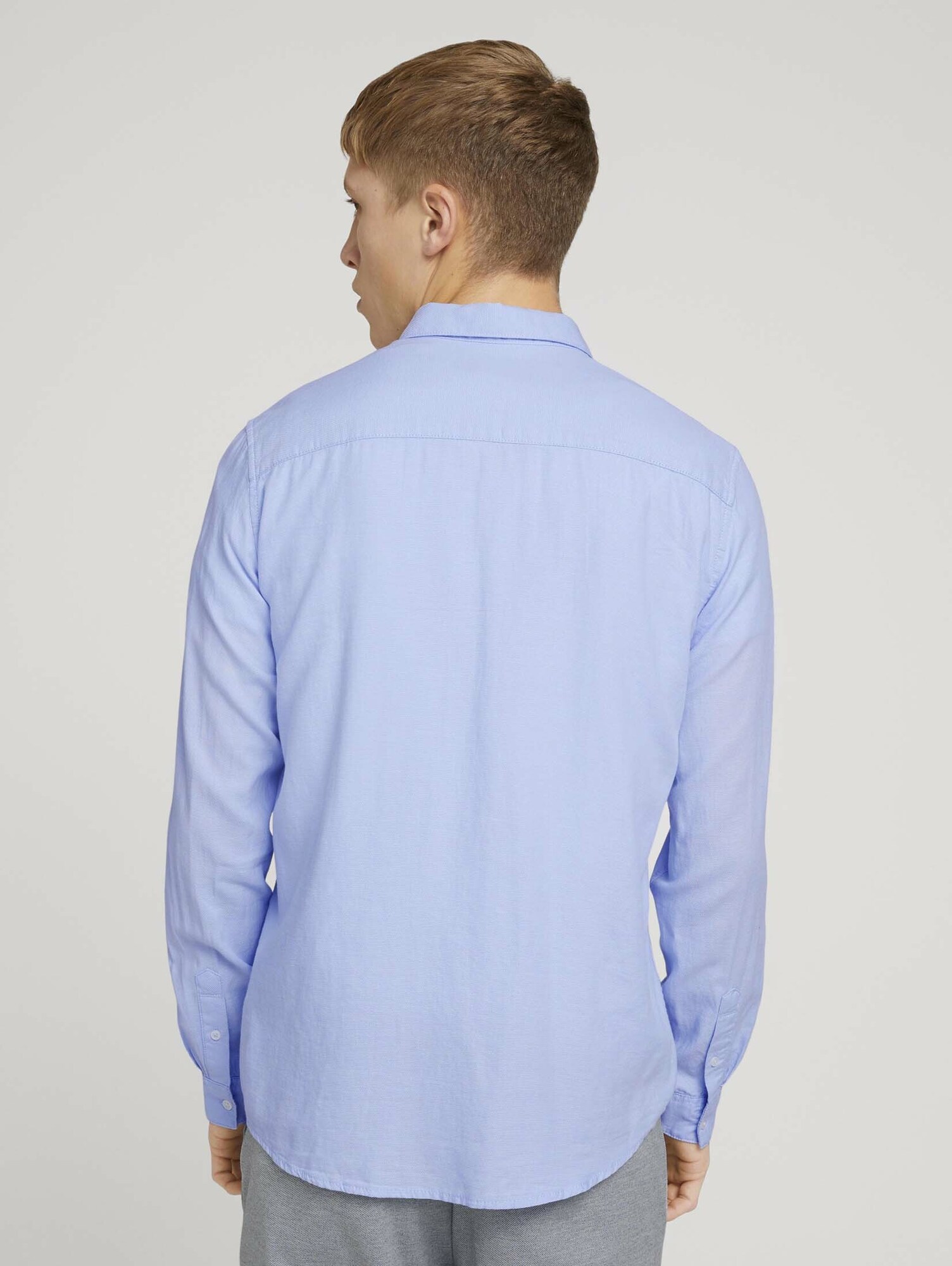 TOM TAILOR DENIM Košeľa 'Faux' nebesky modrá (obrázok 3)