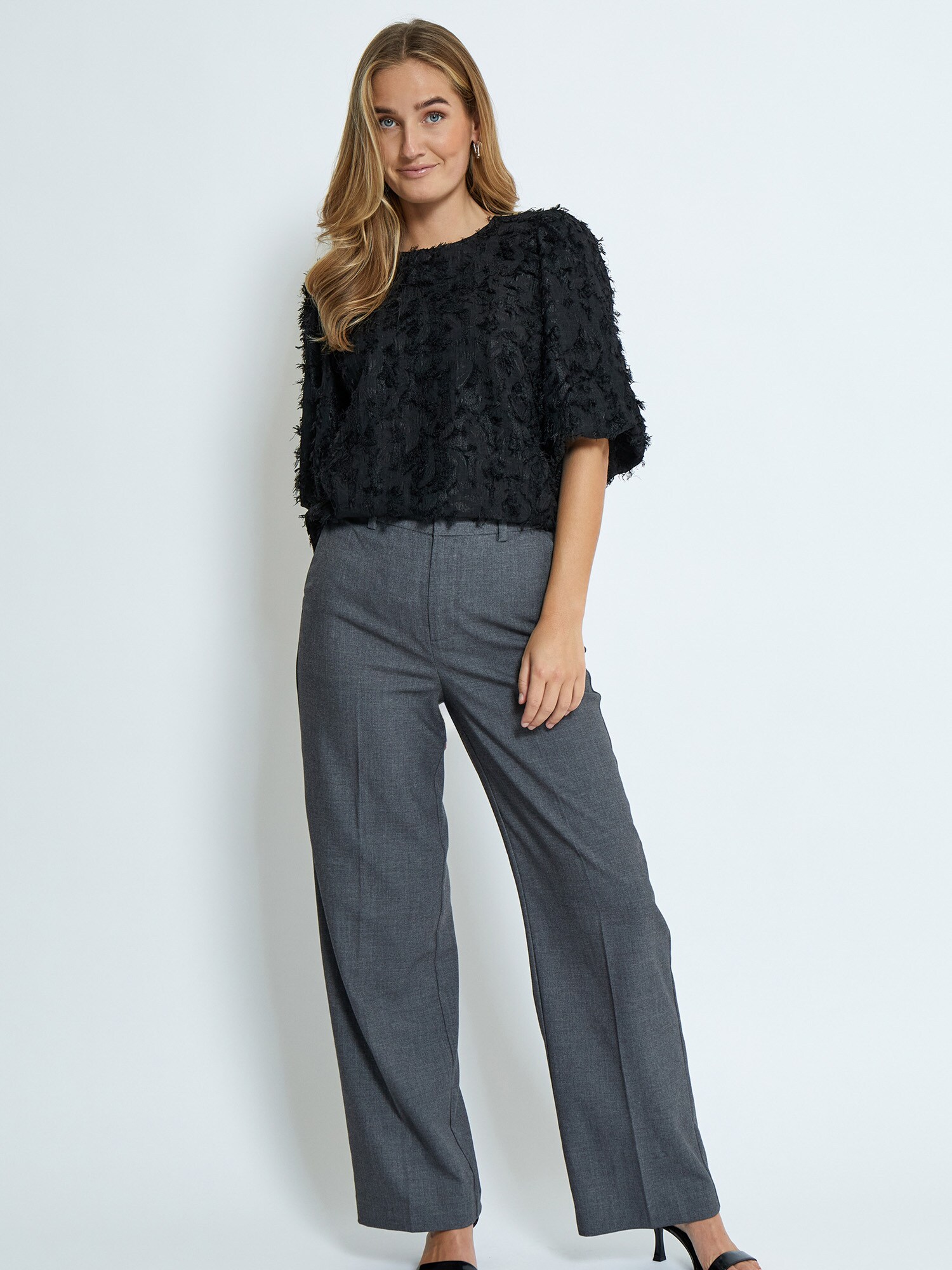 Thumbnail - Peppercorn T-Shirt Tyrell