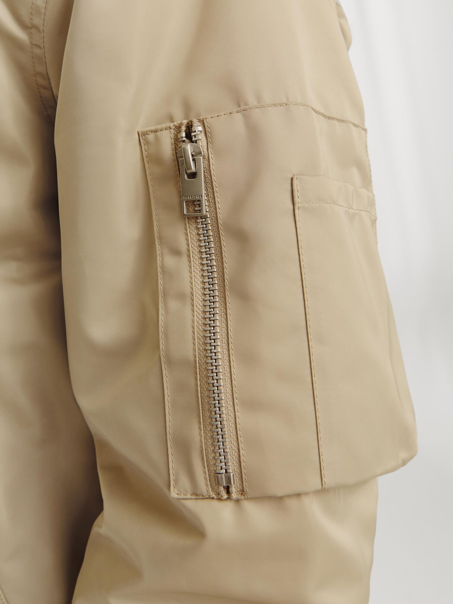 JACK & JONES Prechodná bunda 'JJOcean' svetlohnedá (obrázok 5)