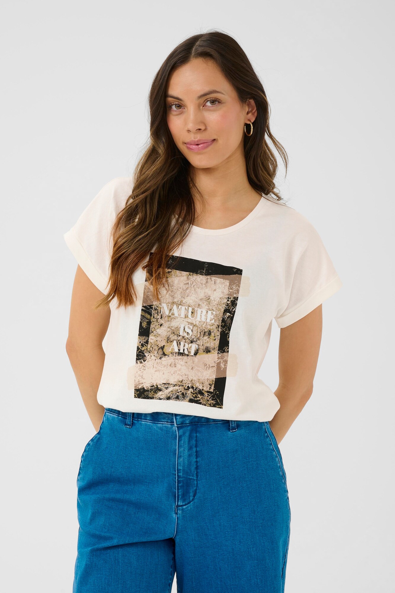 Thumbnail - Cream T-Shirt CRSita