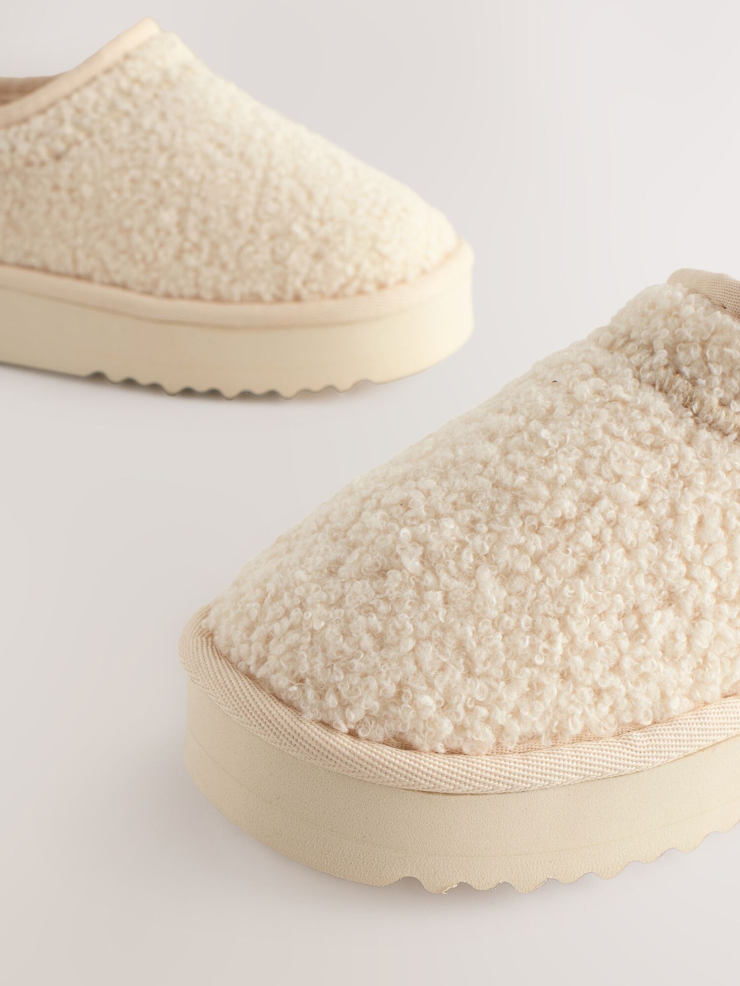 Thumbnail - Next Hausschuh