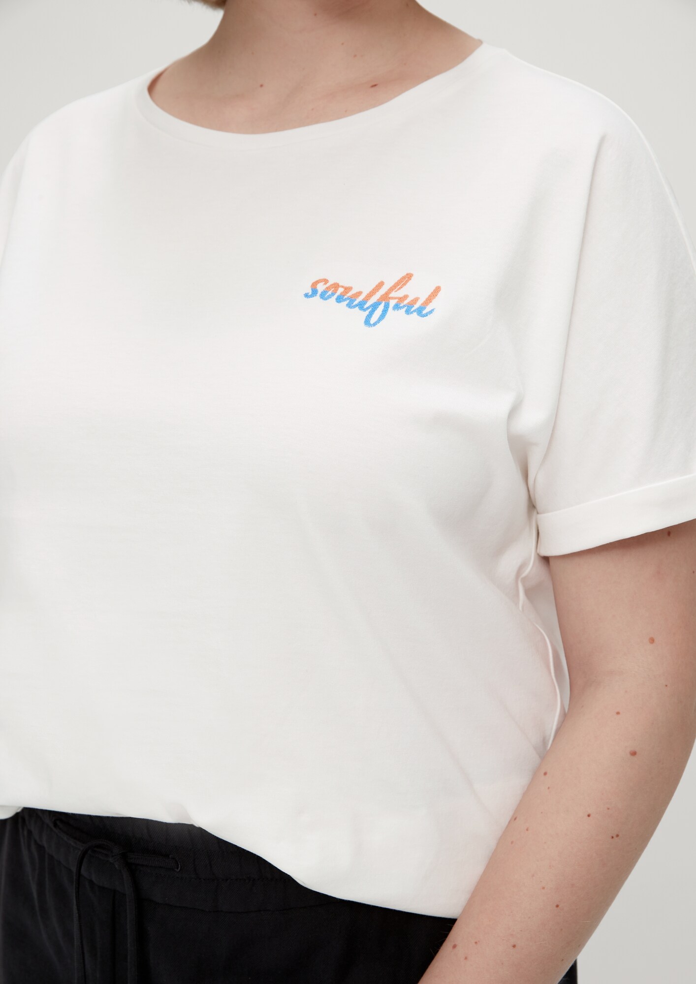 Thumbnail - TRIANGLE T-Shirt
