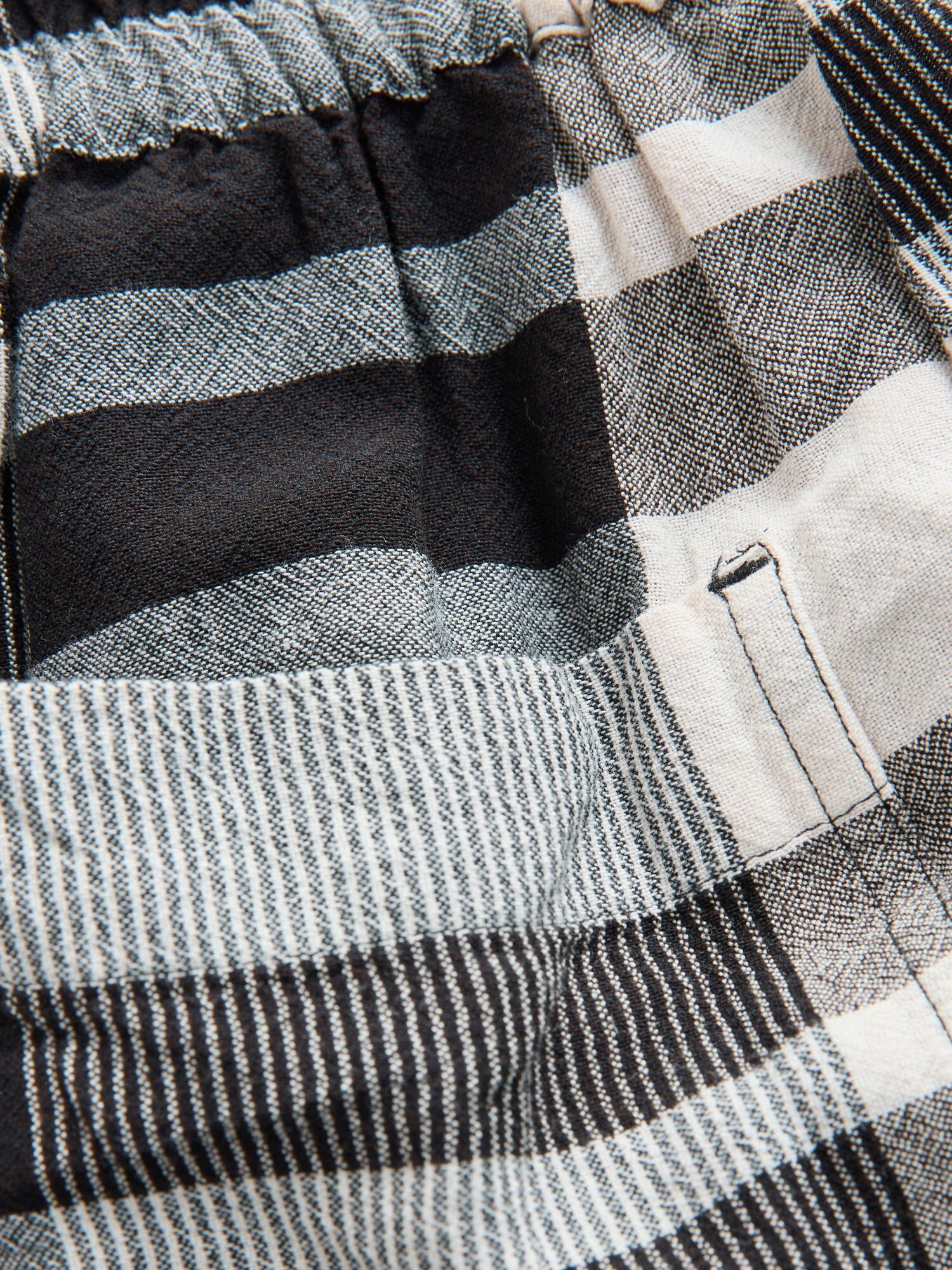 Thumbnail - Next Hose