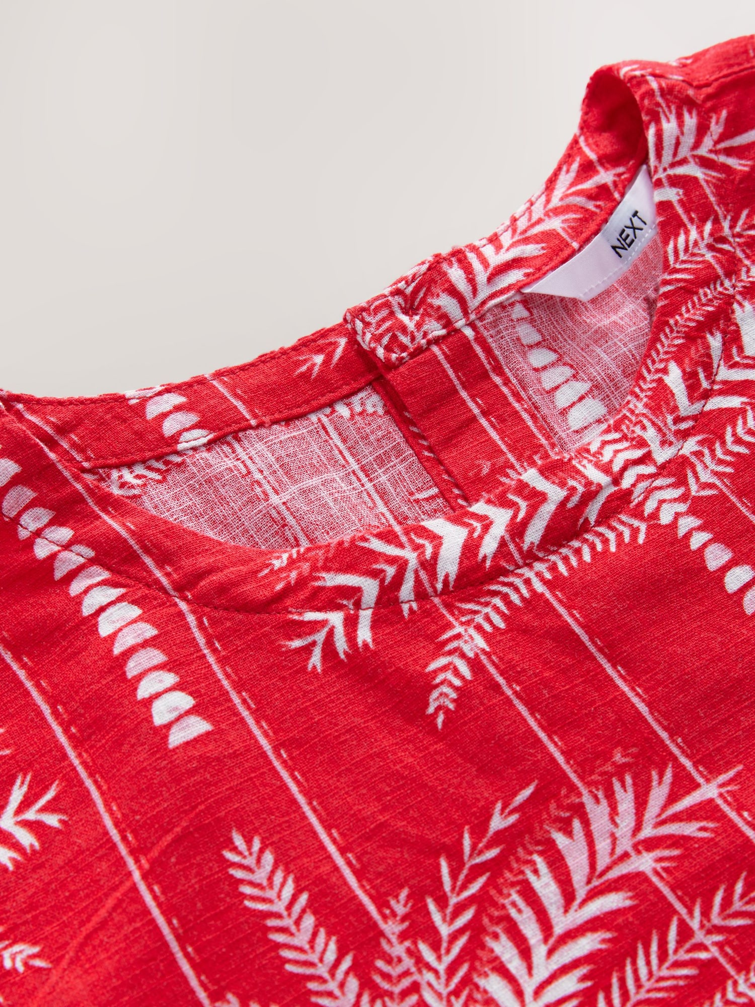 Thumbnail - Next Shirt