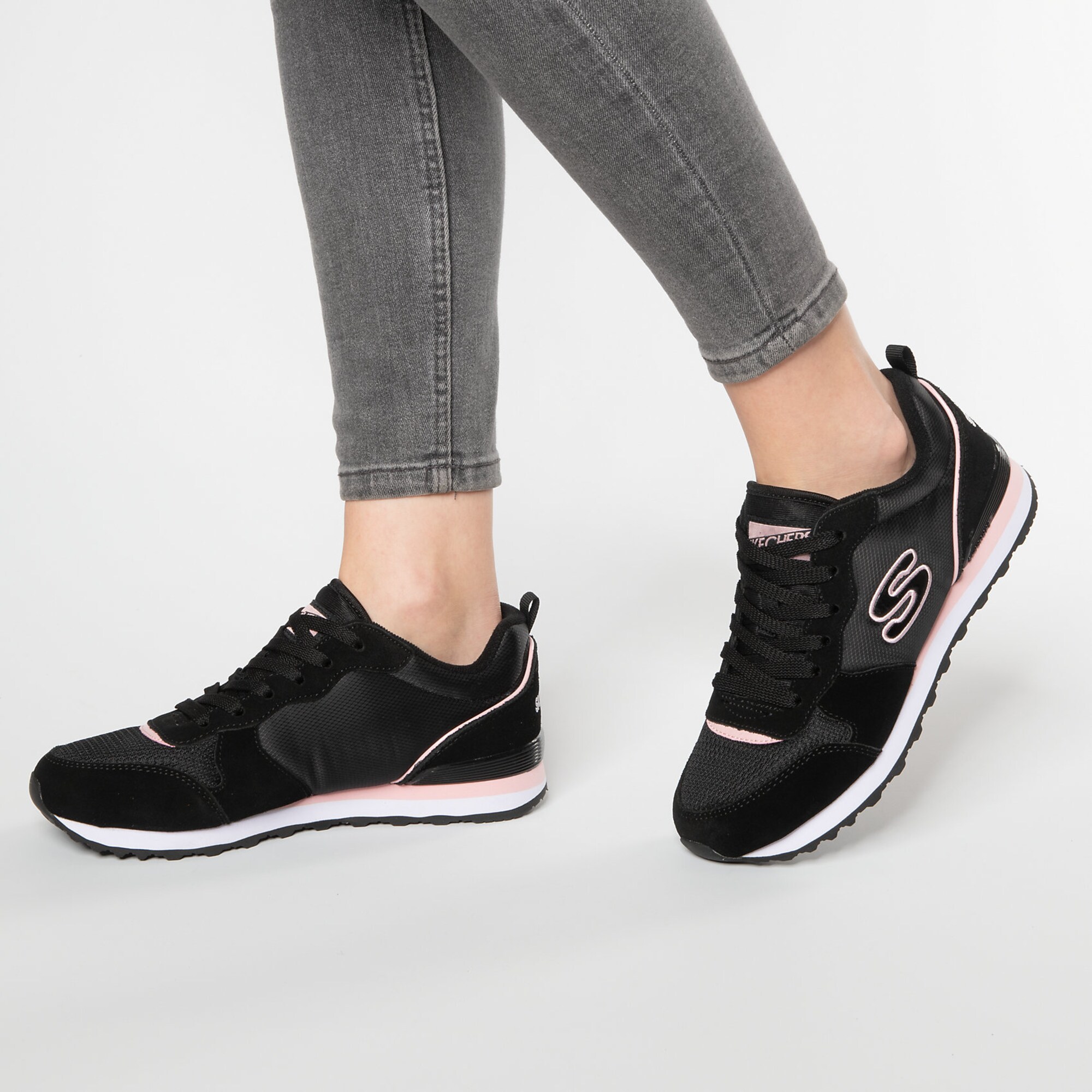 SKECHERS Rövid szárú sportcipők  rózsaszín / fekete termék 2. képe