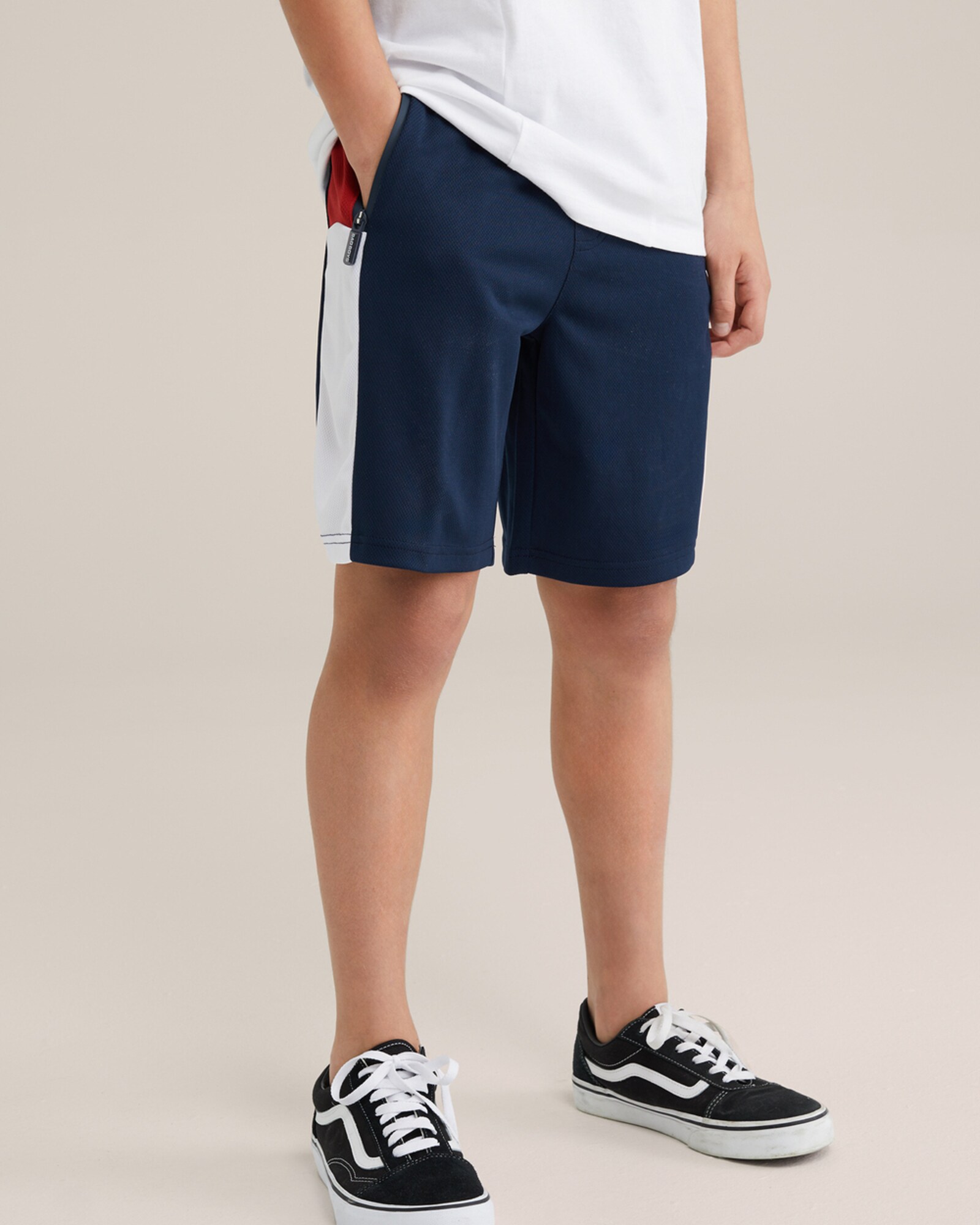 Thumbnail - WE Fashion Short