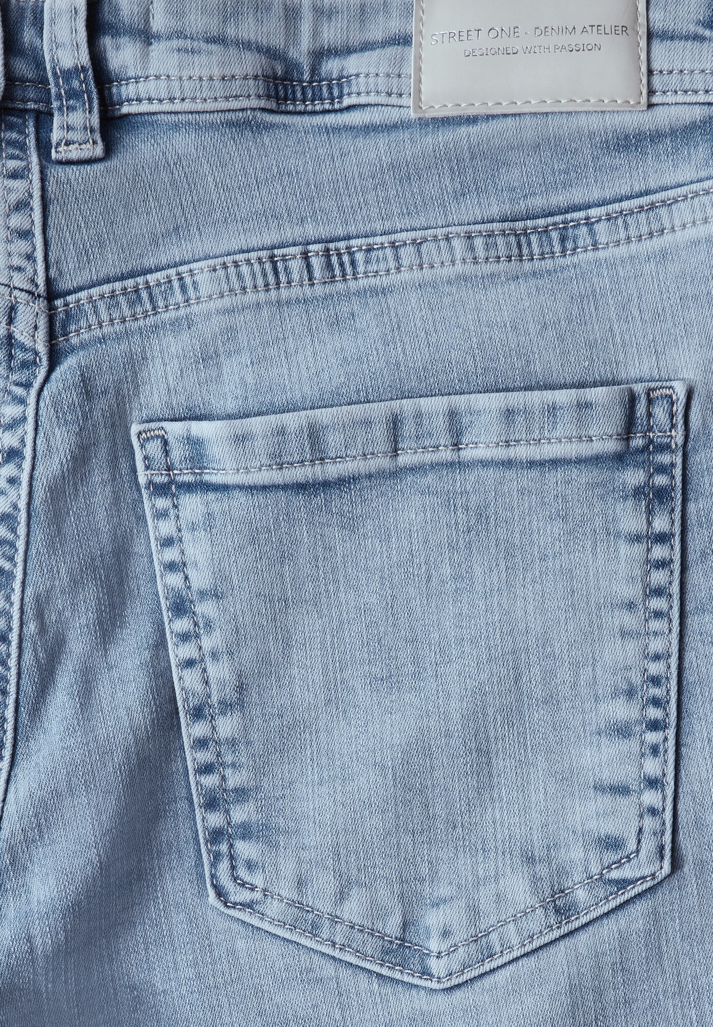 Thumbnail - Jeans