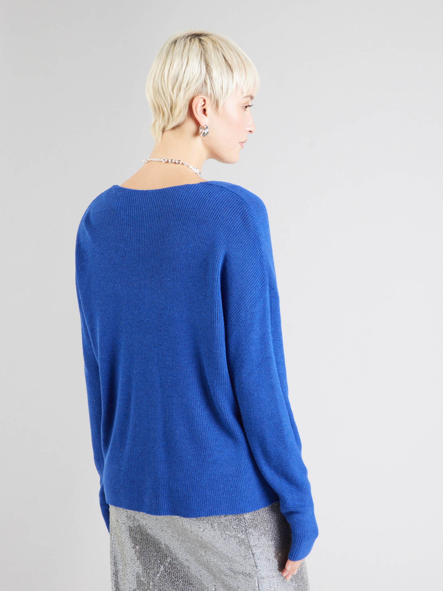 Thumbnail - Pullover