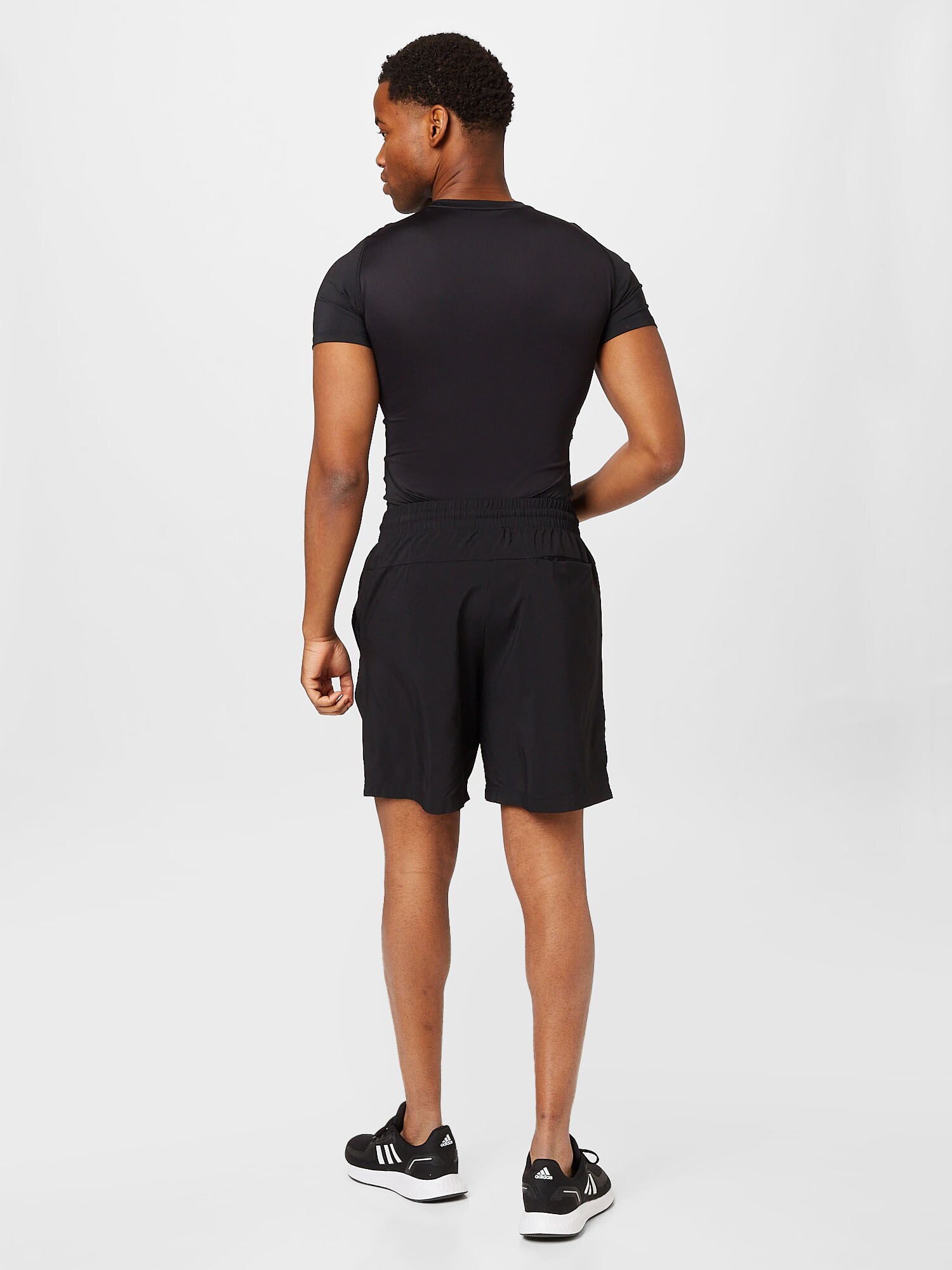 Thumbnail - Sportshorts 'Essentials Chelsea'
