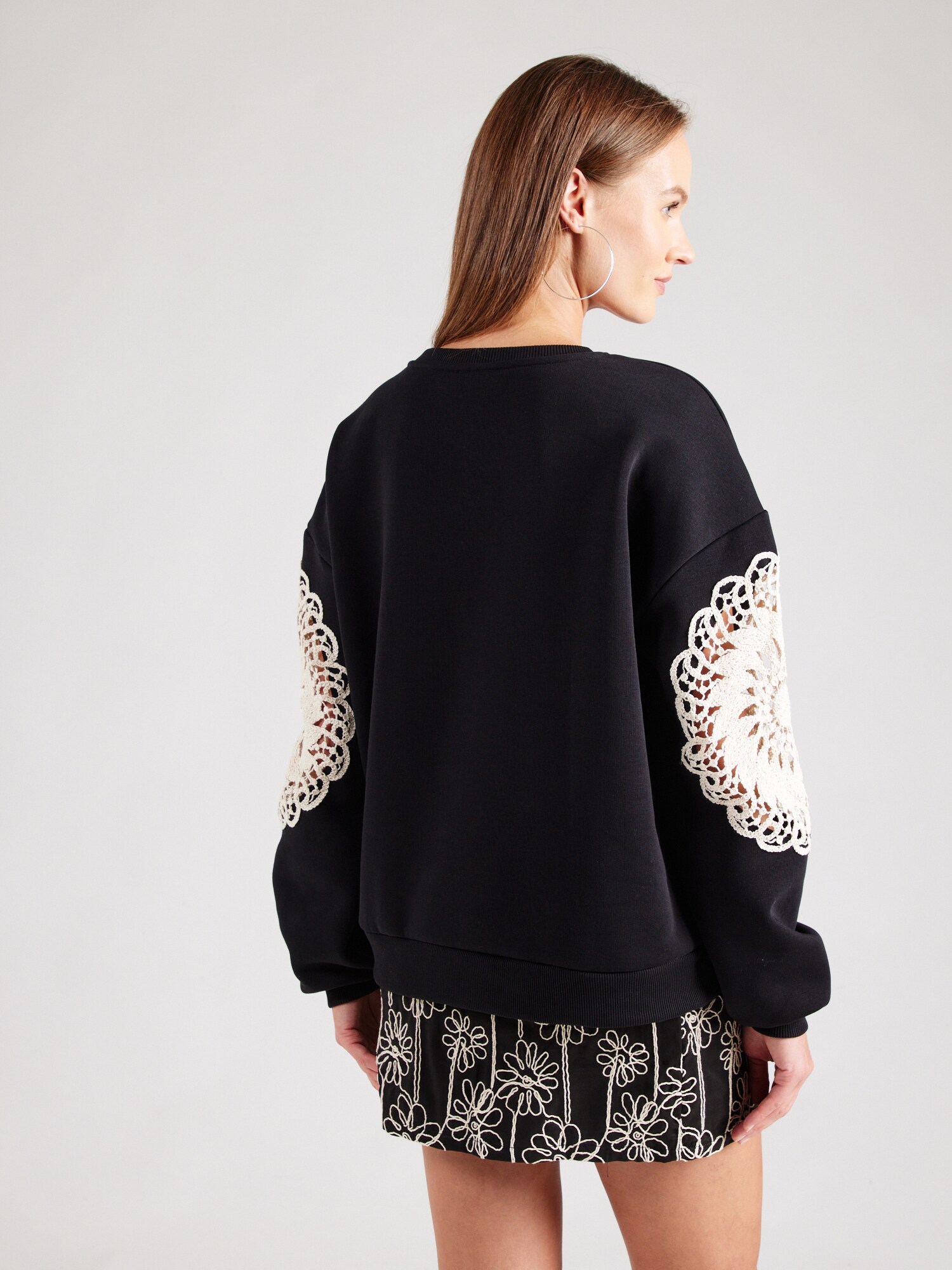 Thumbnail - Sweatshirt 'VIHEIKA'