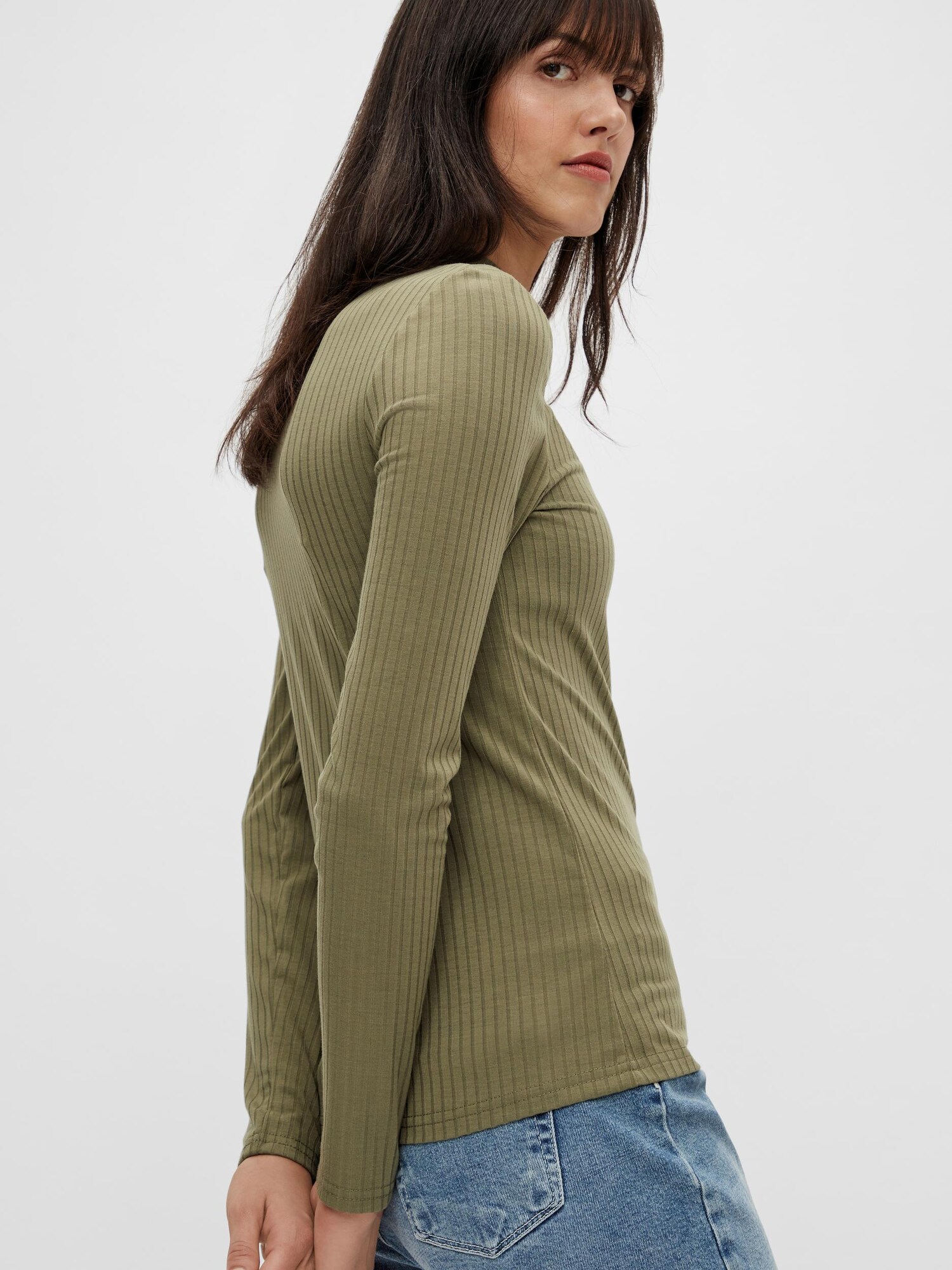 PIECES Póló 'Kylie'  khaki termék 2. képe