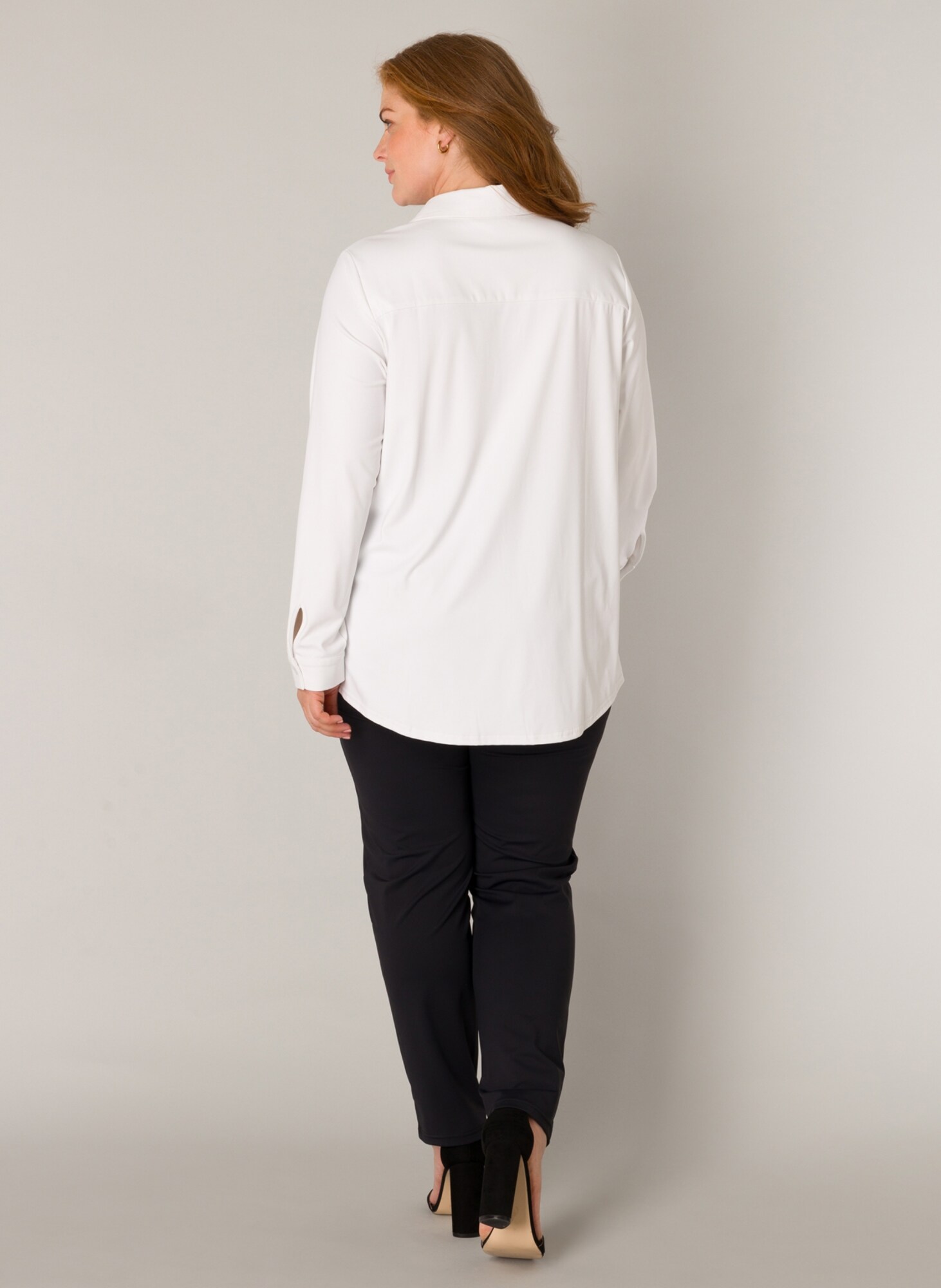 Thumbnail - BASE LEVEL CURVY Bluse