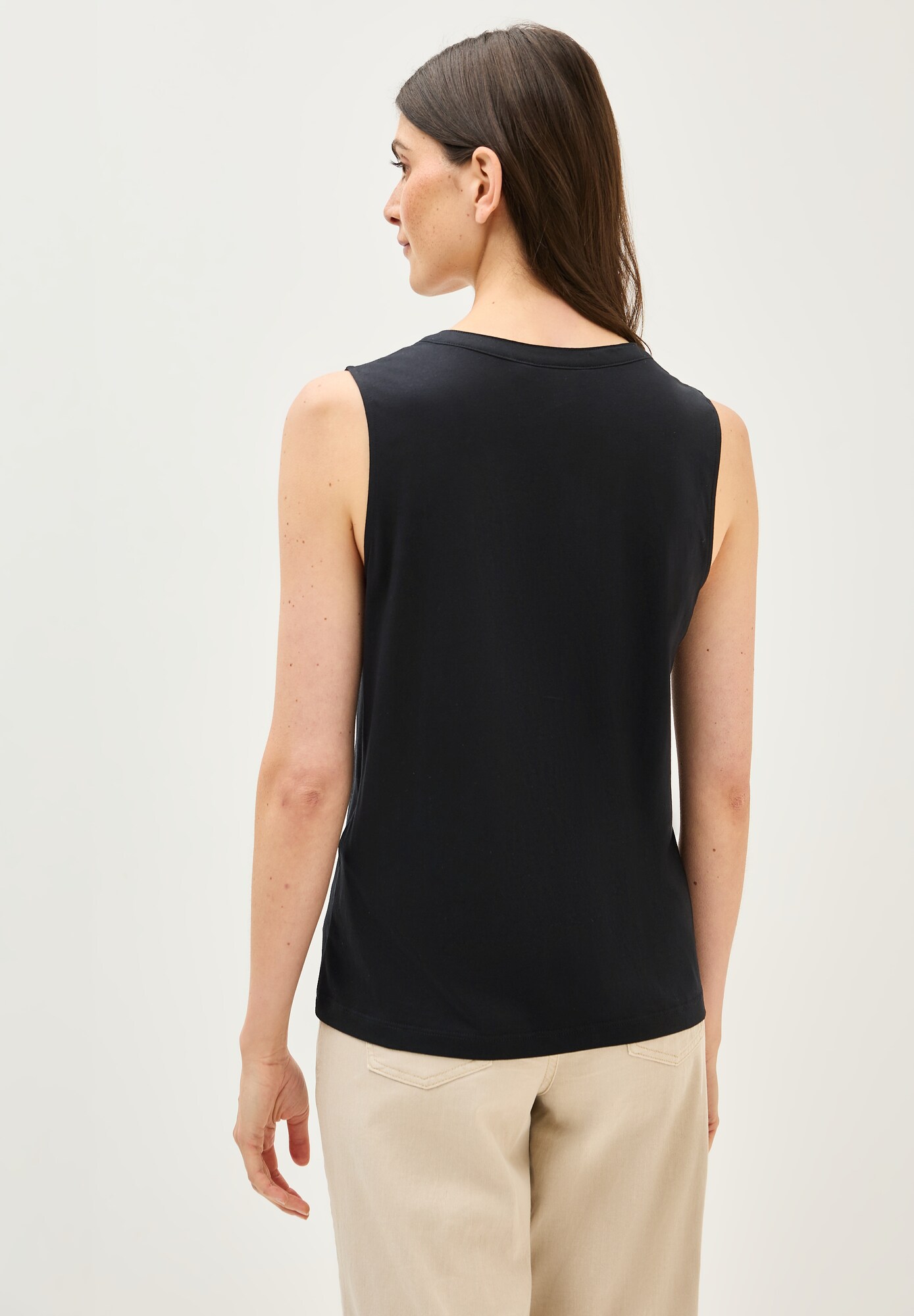 Thumbnail - CECIL Top