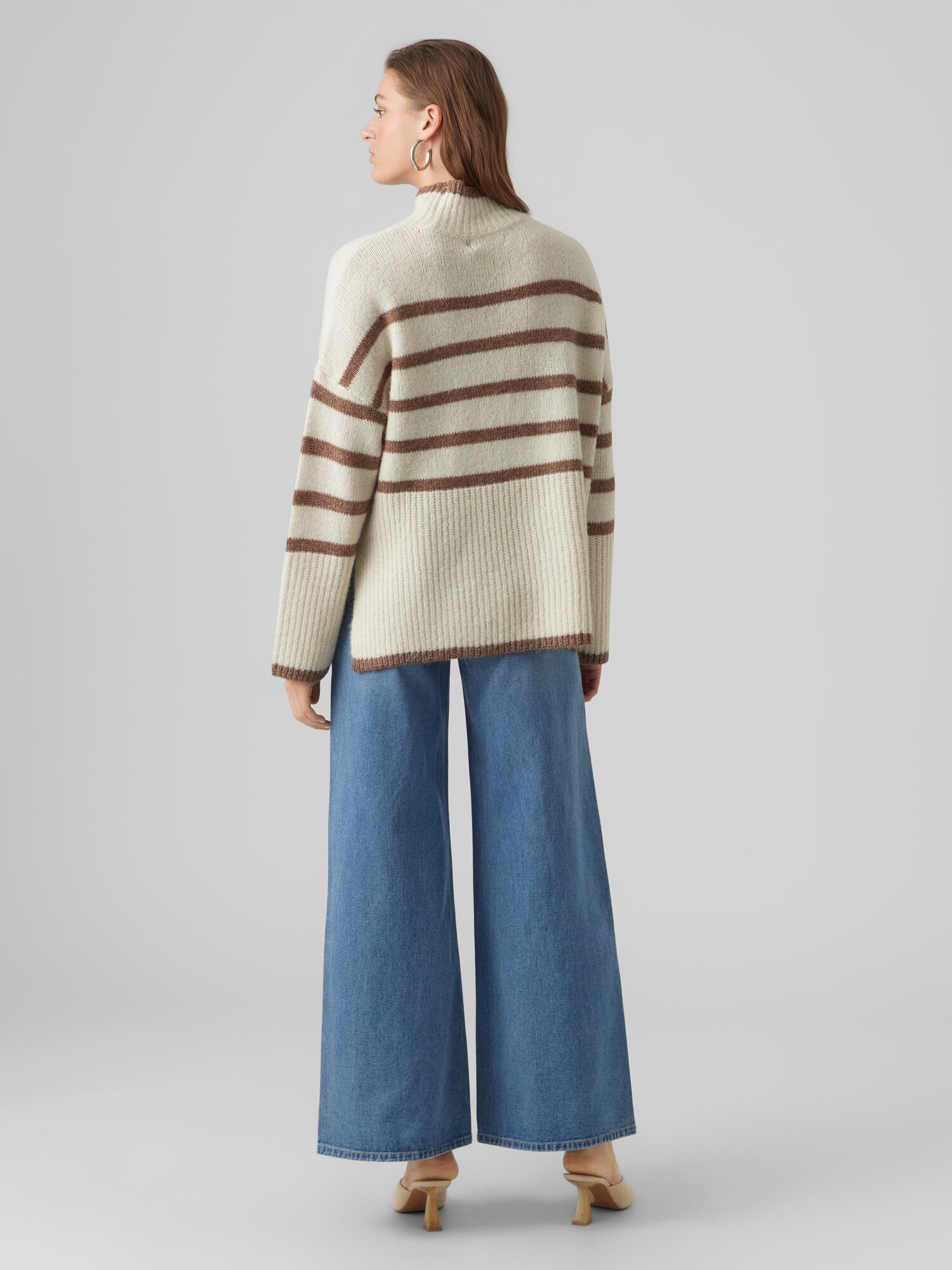 VERO MODA Pulóver 'WIONA'  bézs / barna termék 2. képe