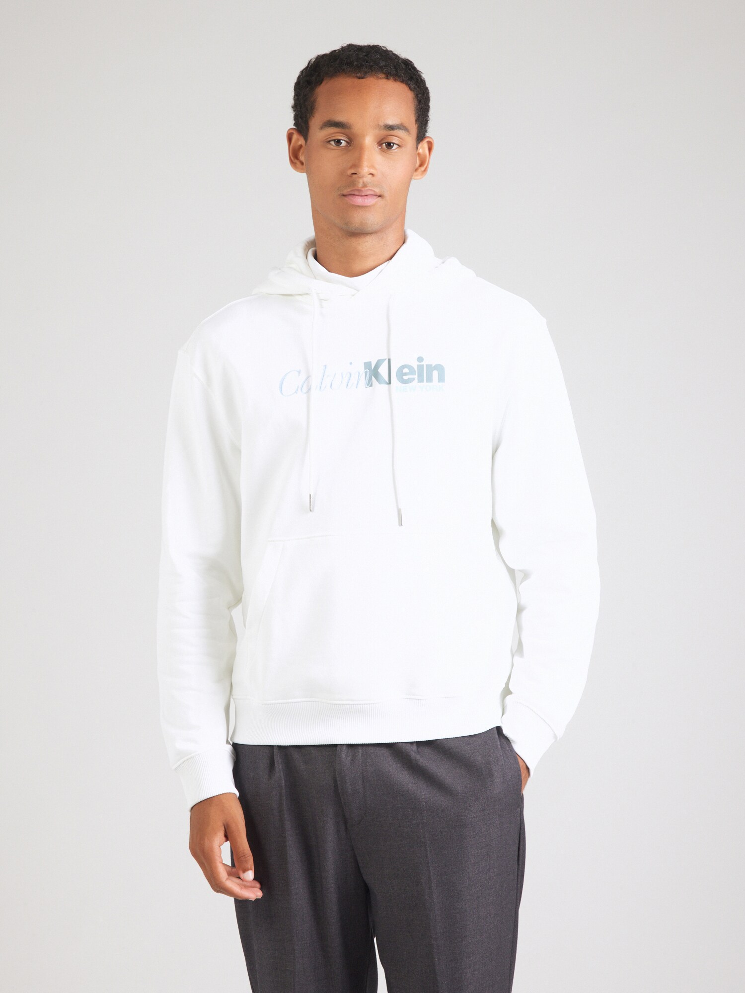 Calvin Klein Tréning póló  galambkék / világoskék / fehér termék 2. képe