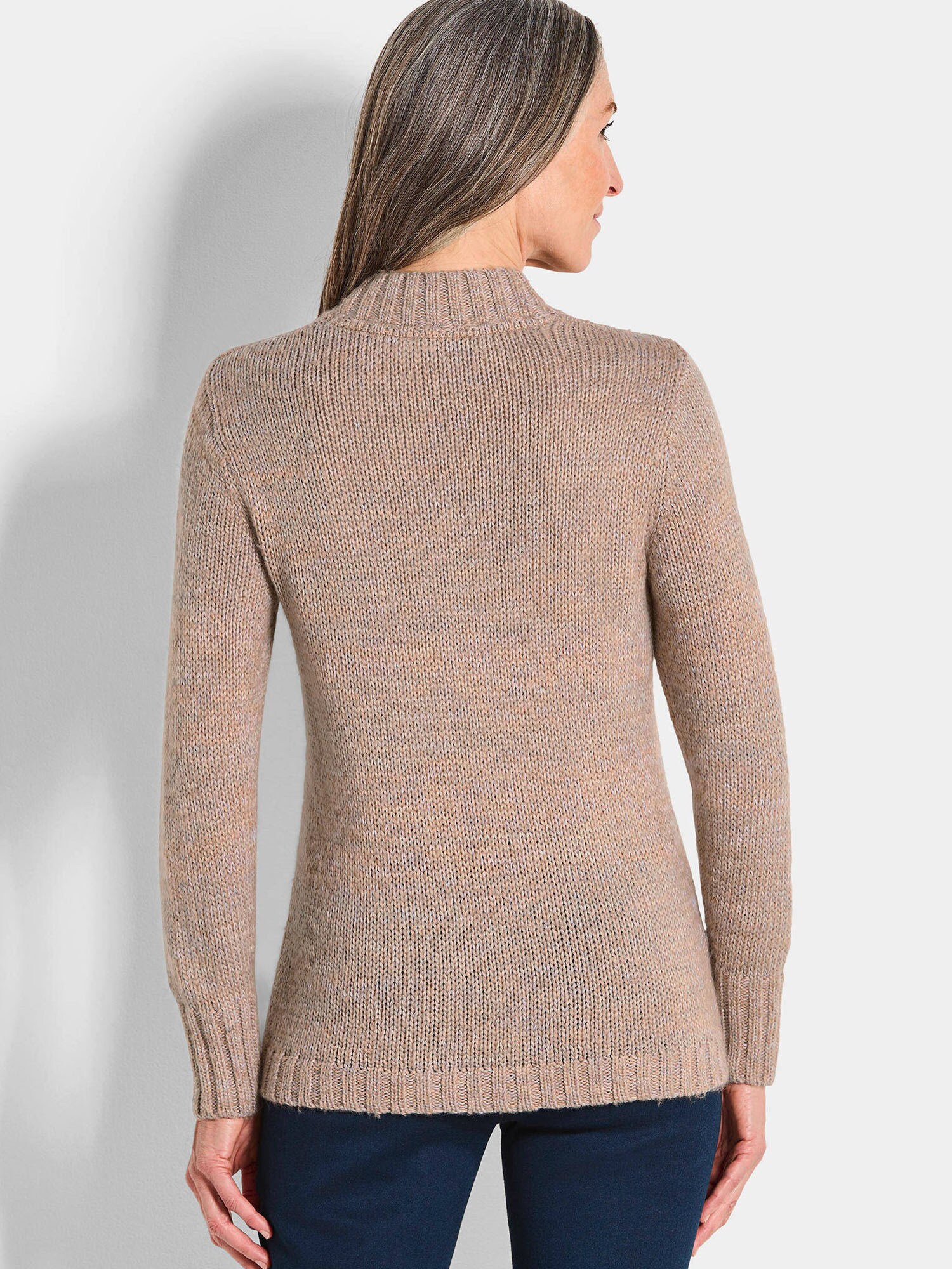 Thumbnail - Goldner Pullover