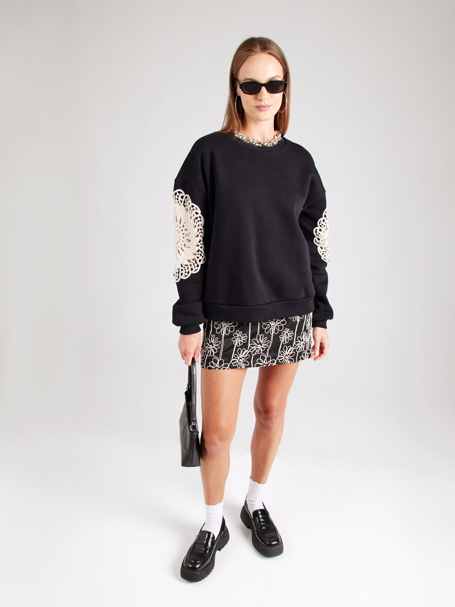 Thumbnail - Sweatshirt 'VIHEIKA'