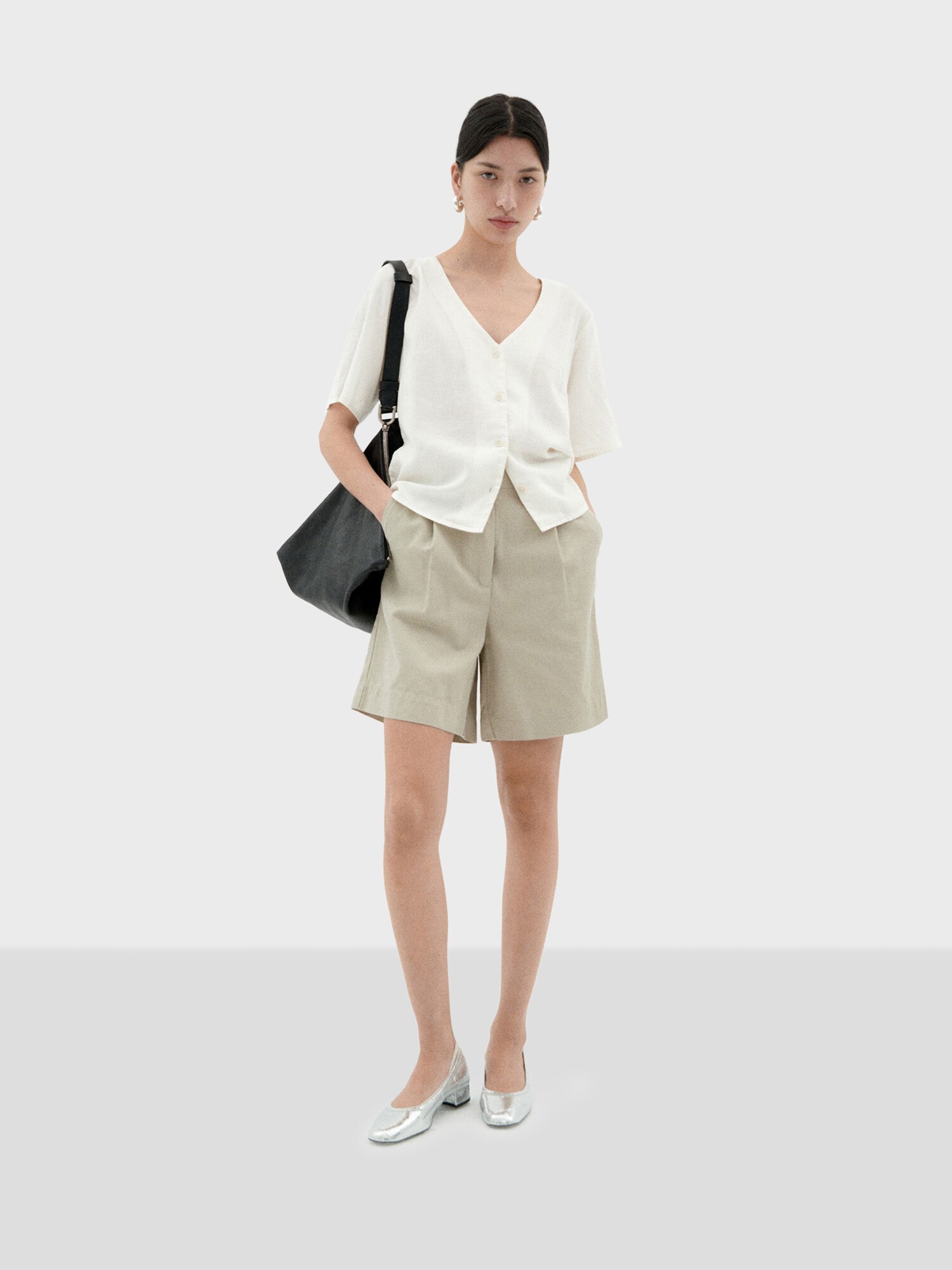 Thumbnail - Thinking MU Shorts Lia