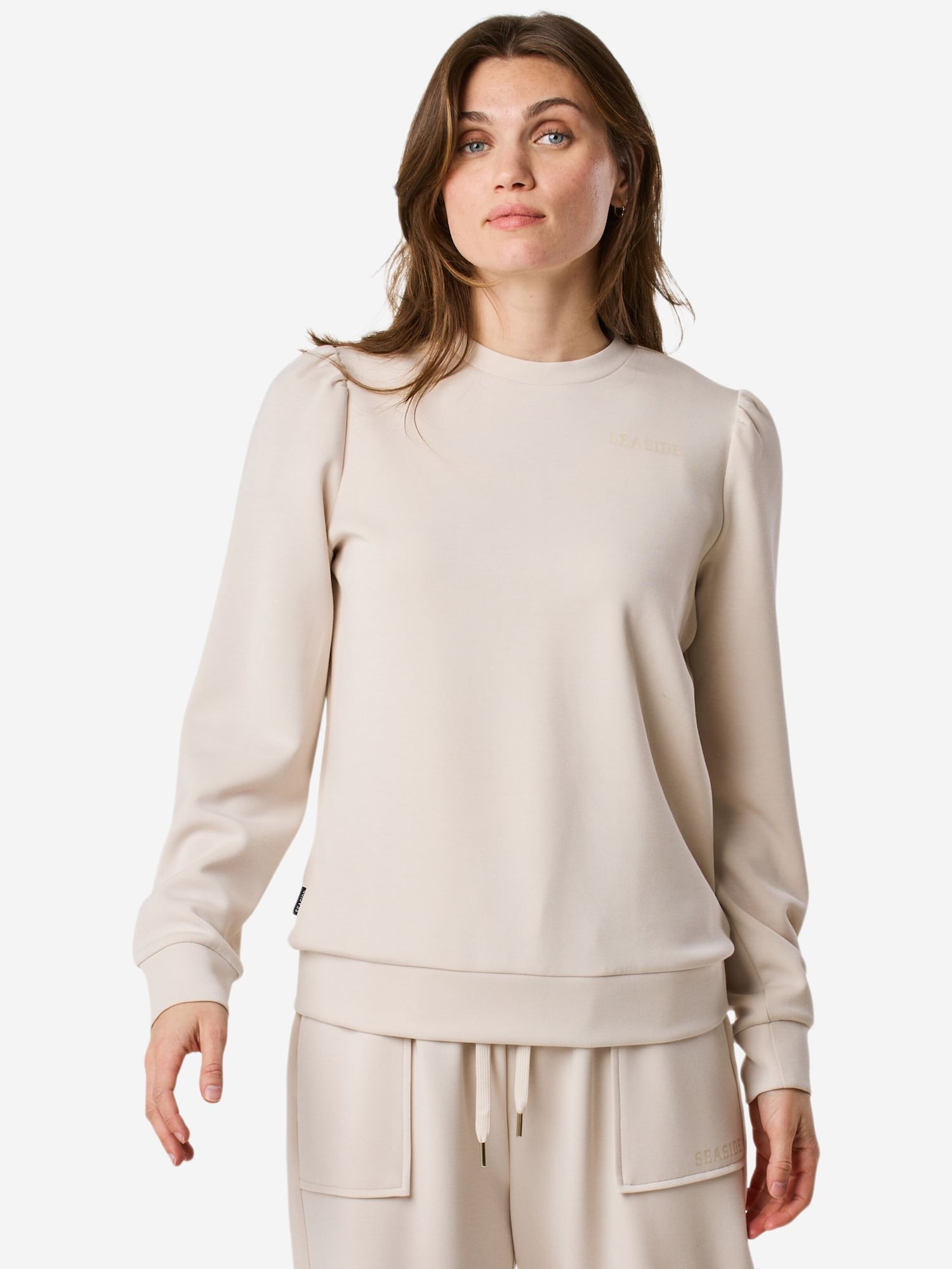 Seaside Sweatshirt Lounge