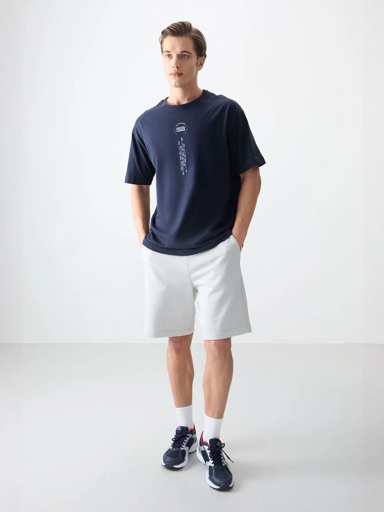 Tommy Life Majica 'T-Shirts' mornarsko plava