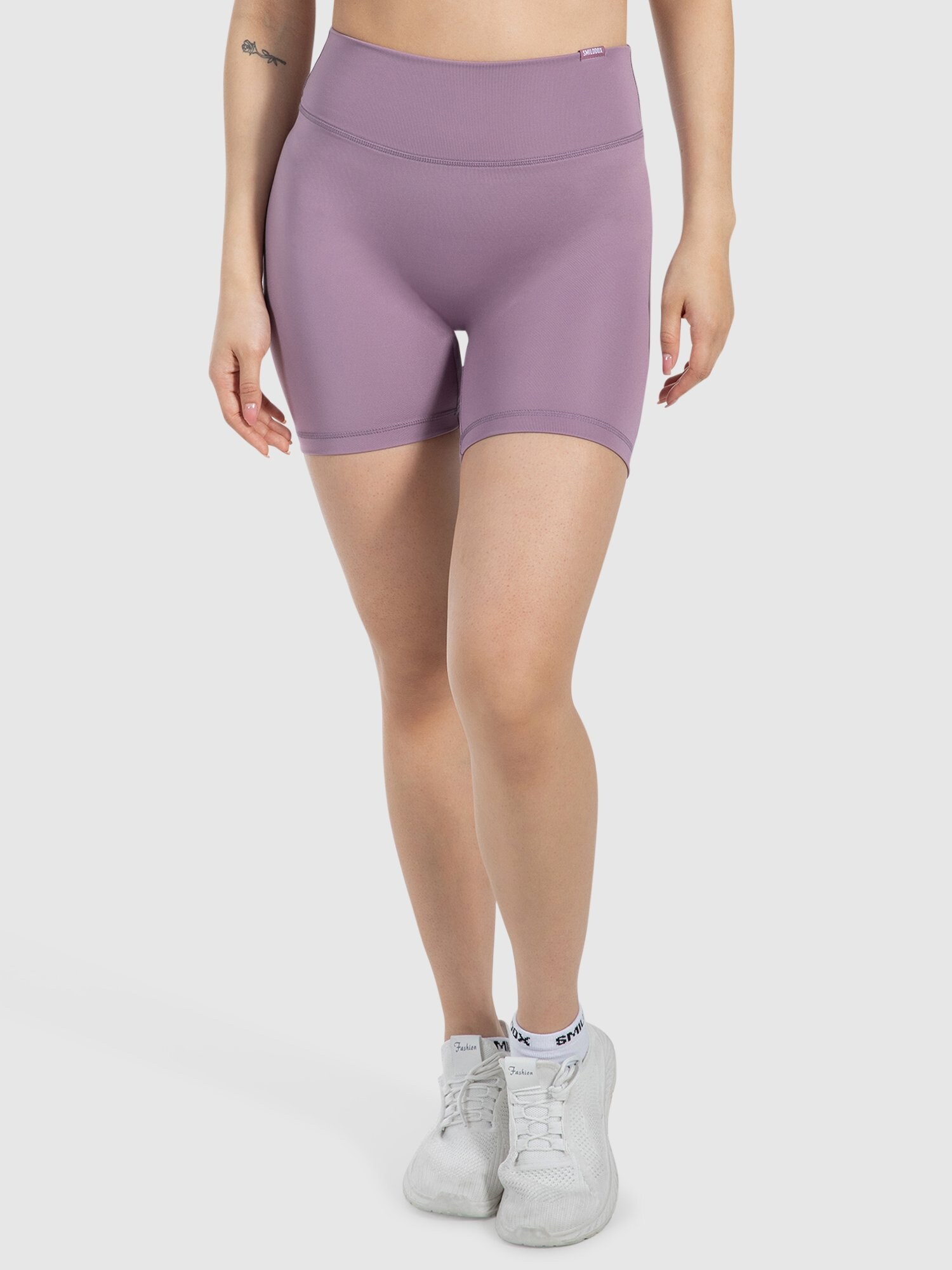 Thumbnail - Smilodox Shorts  Etty