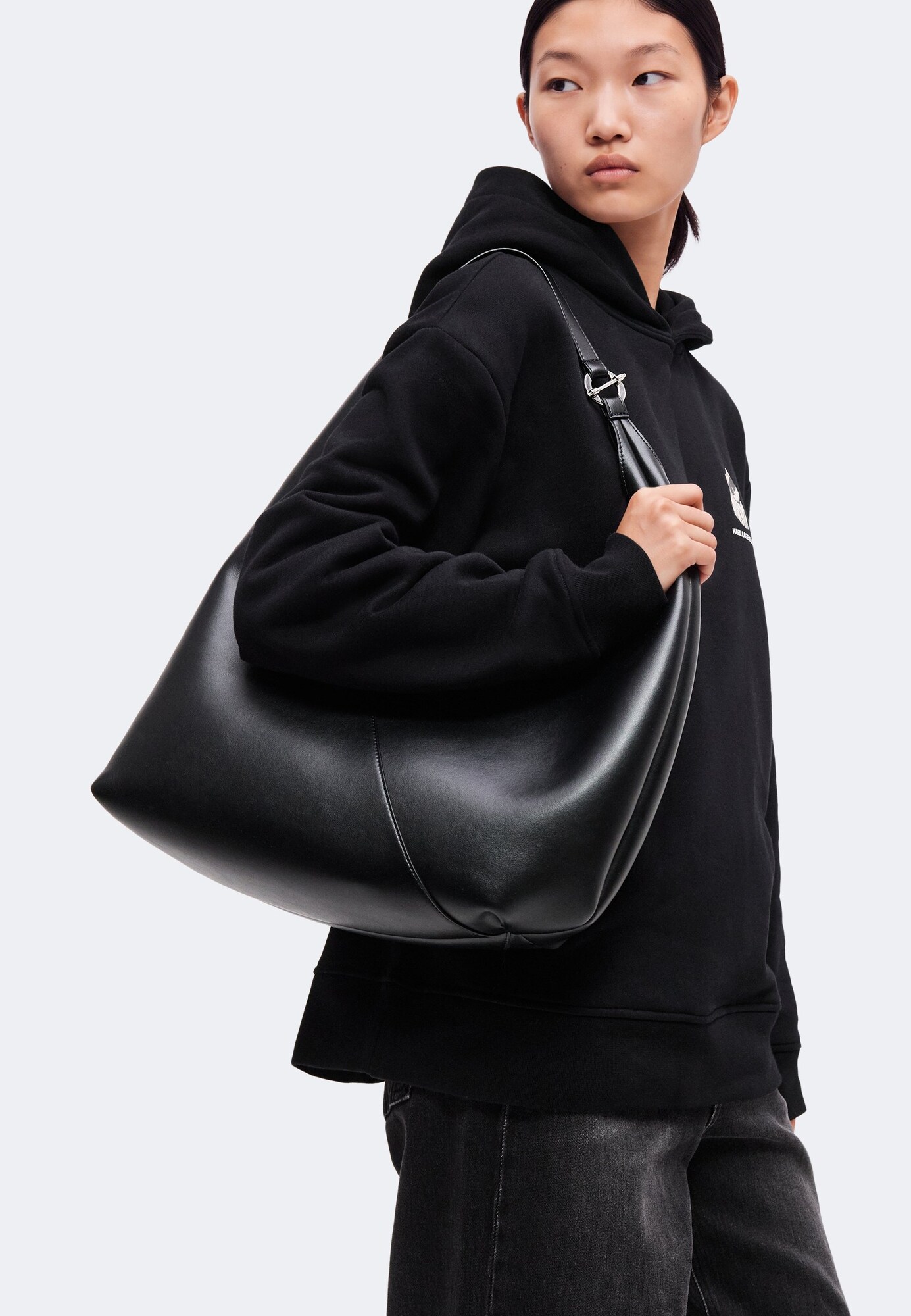 Karl Lagerfeld Sudadera 'IKON CHOUPETTE'  gris claro / rosé / negro / blanco – imagen 3