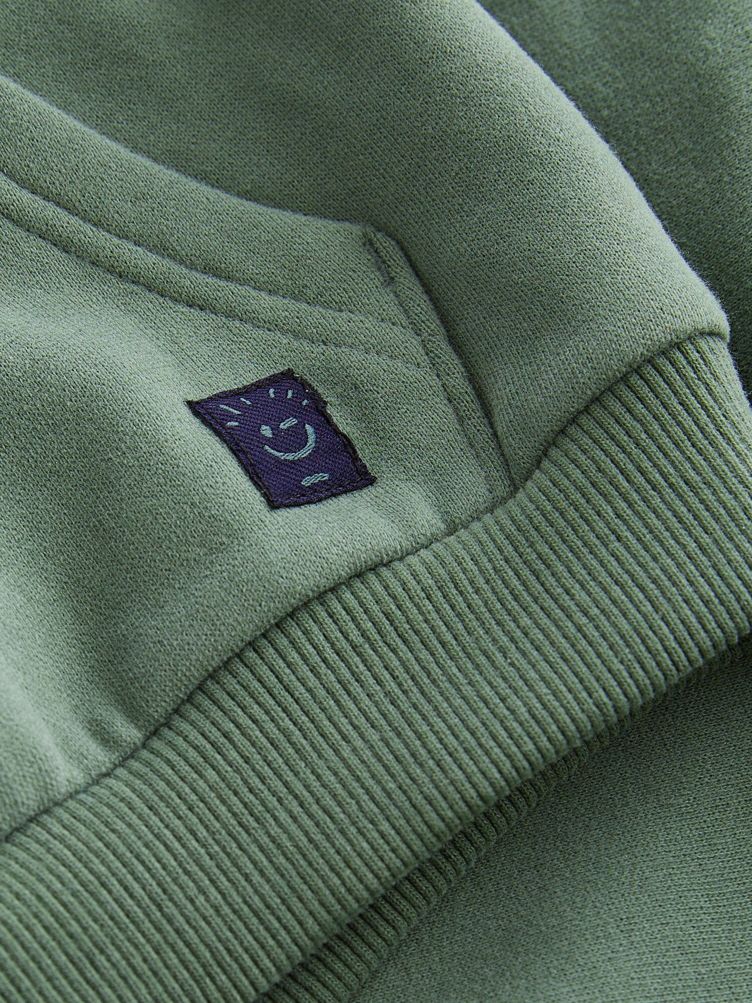 Thumbnail - Sweatshirt