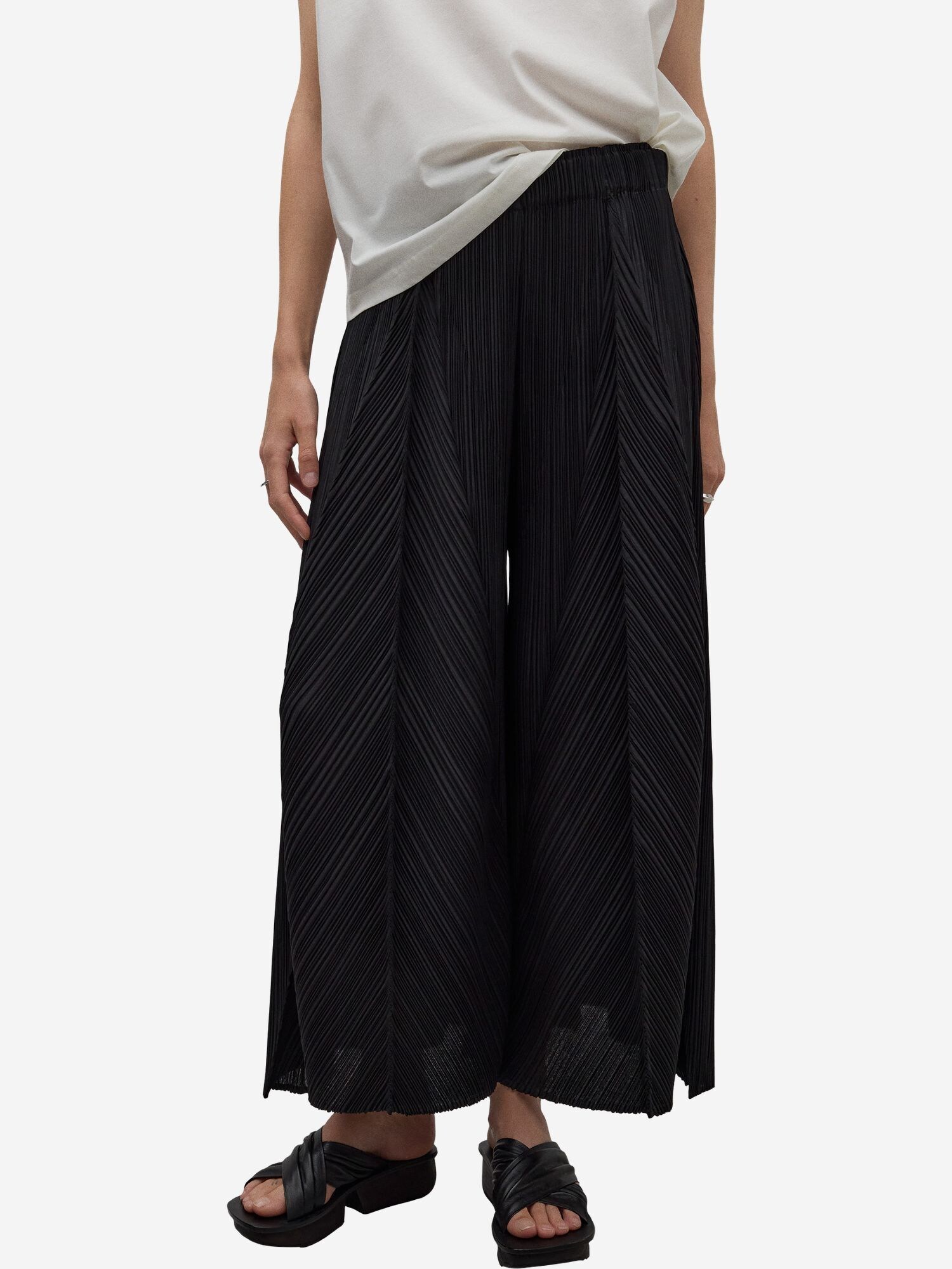 Thumbnail - Adolfo Dominguez Hose